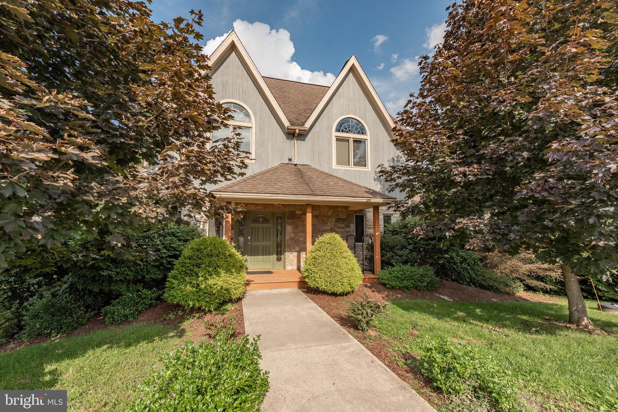 LAKE POINTE AT WISP - Residential