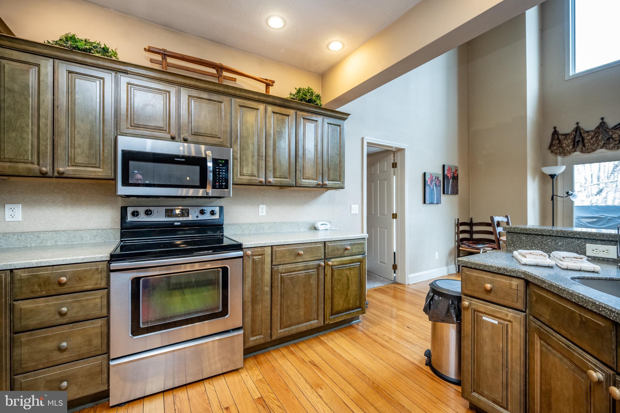 LAKE POINTE AT WISP - Residential