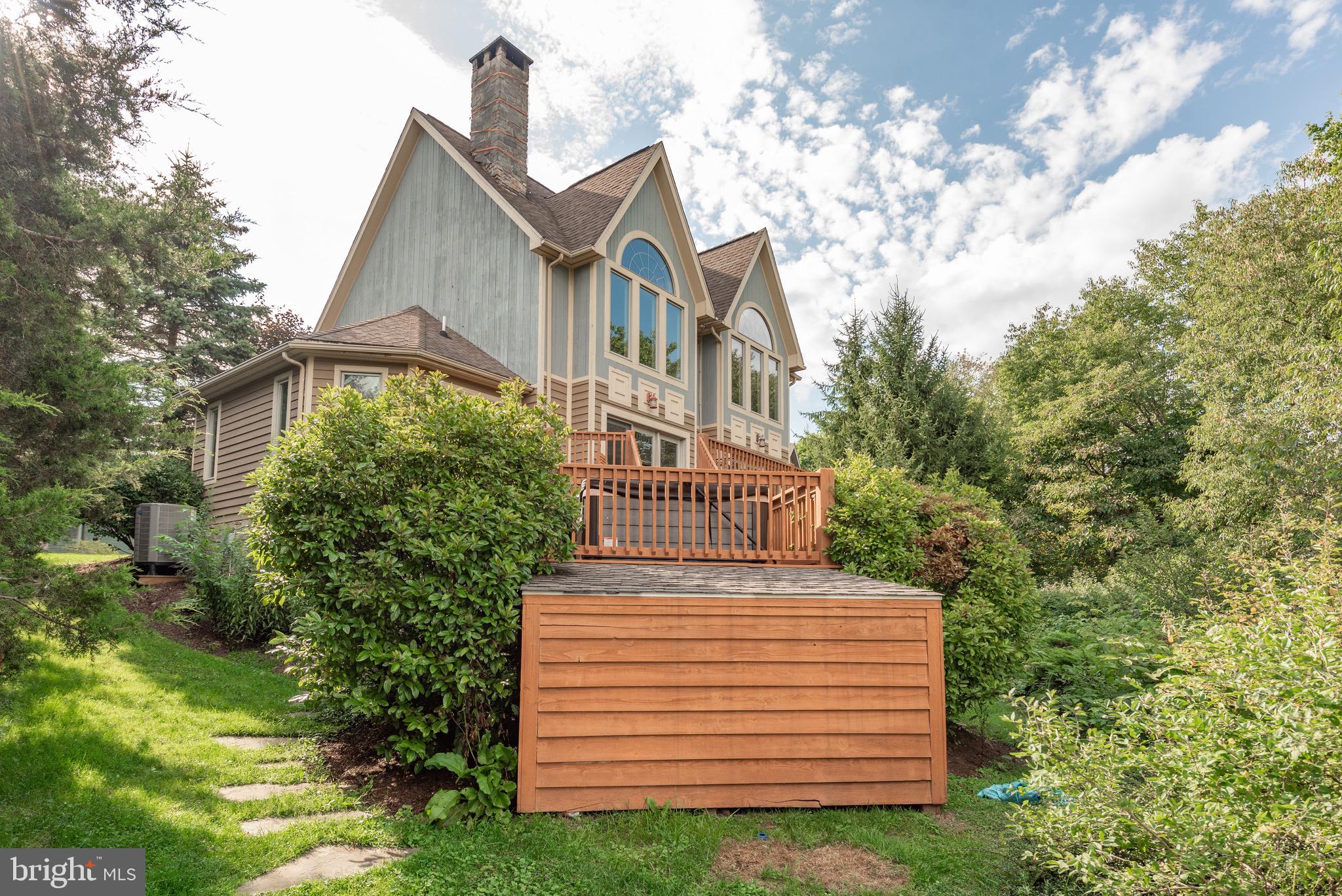 LAKE POINTE AT WISP - Residential