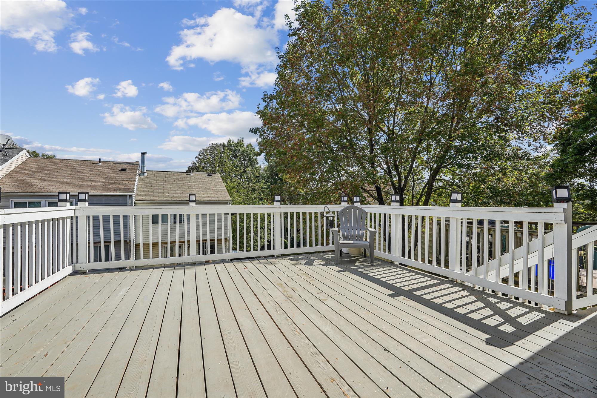 GUNNERS LAKE VILLAGE - Residential