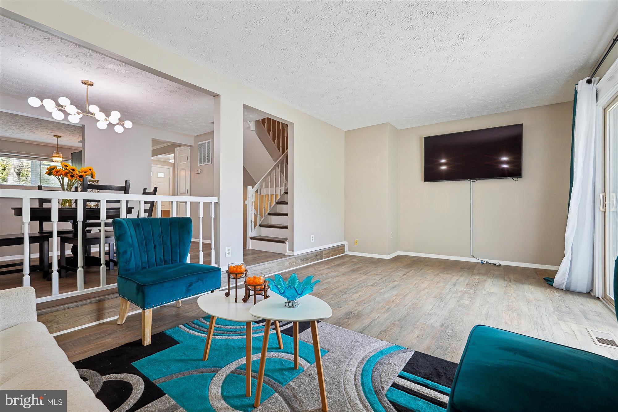 GUNNERS LAKE VILLAGE - Residential