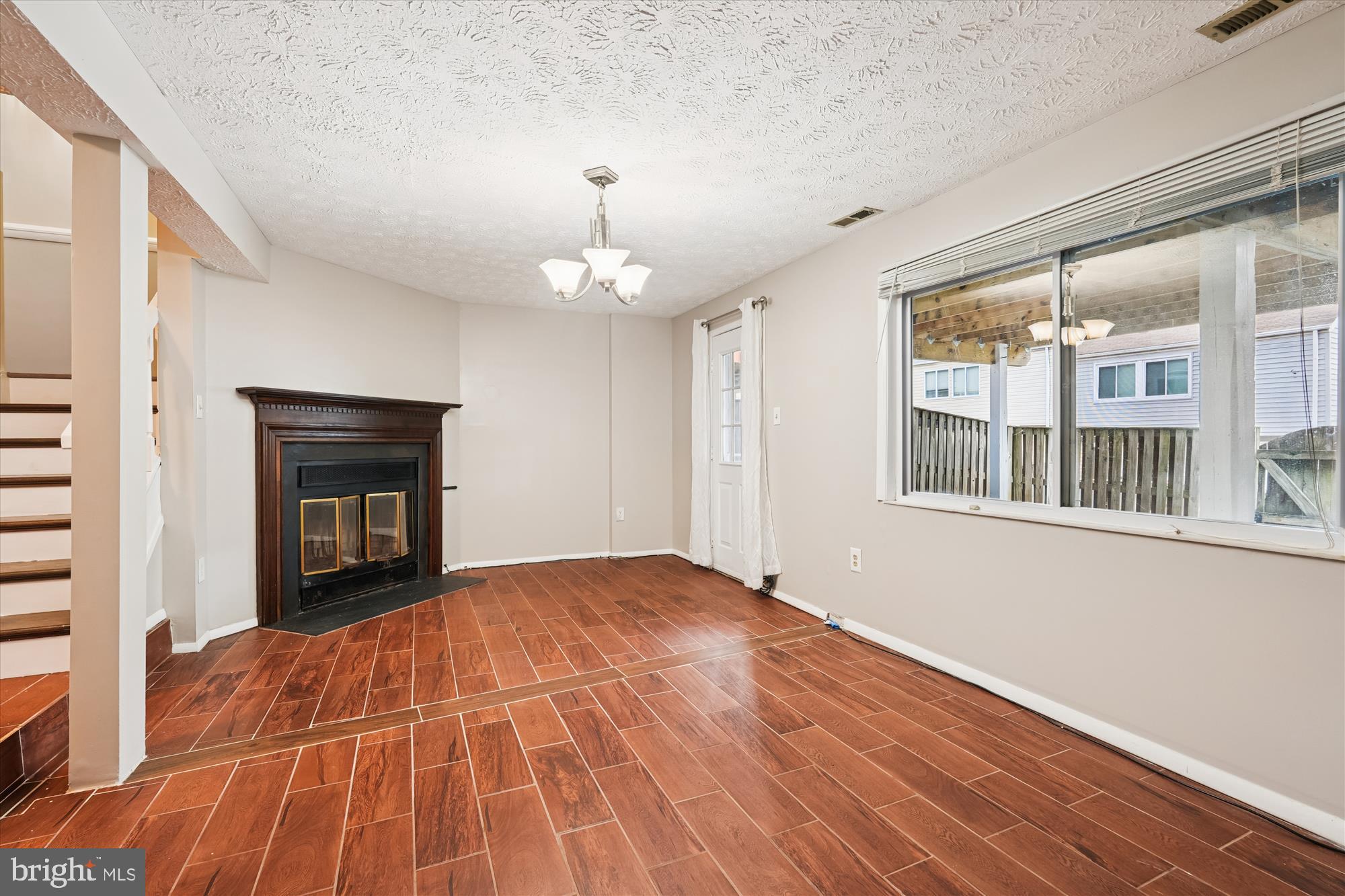 GUNNERS LAKE VILLAGE - Residential