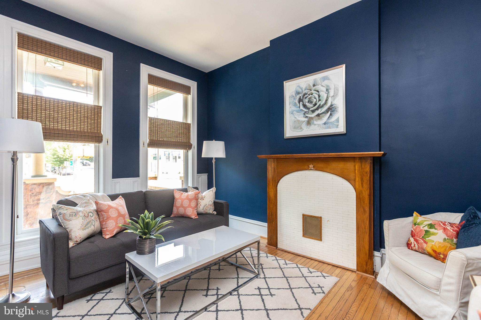 237 E 25TH STREET