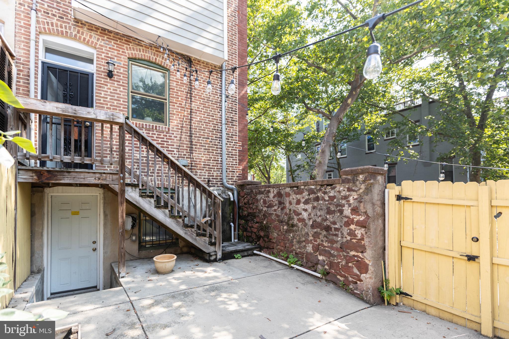 CHARLES VILLAGE - Residential