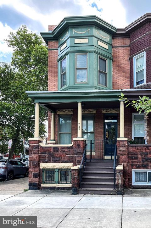 237 E 25TH STREET BALTIMORE MD 21218