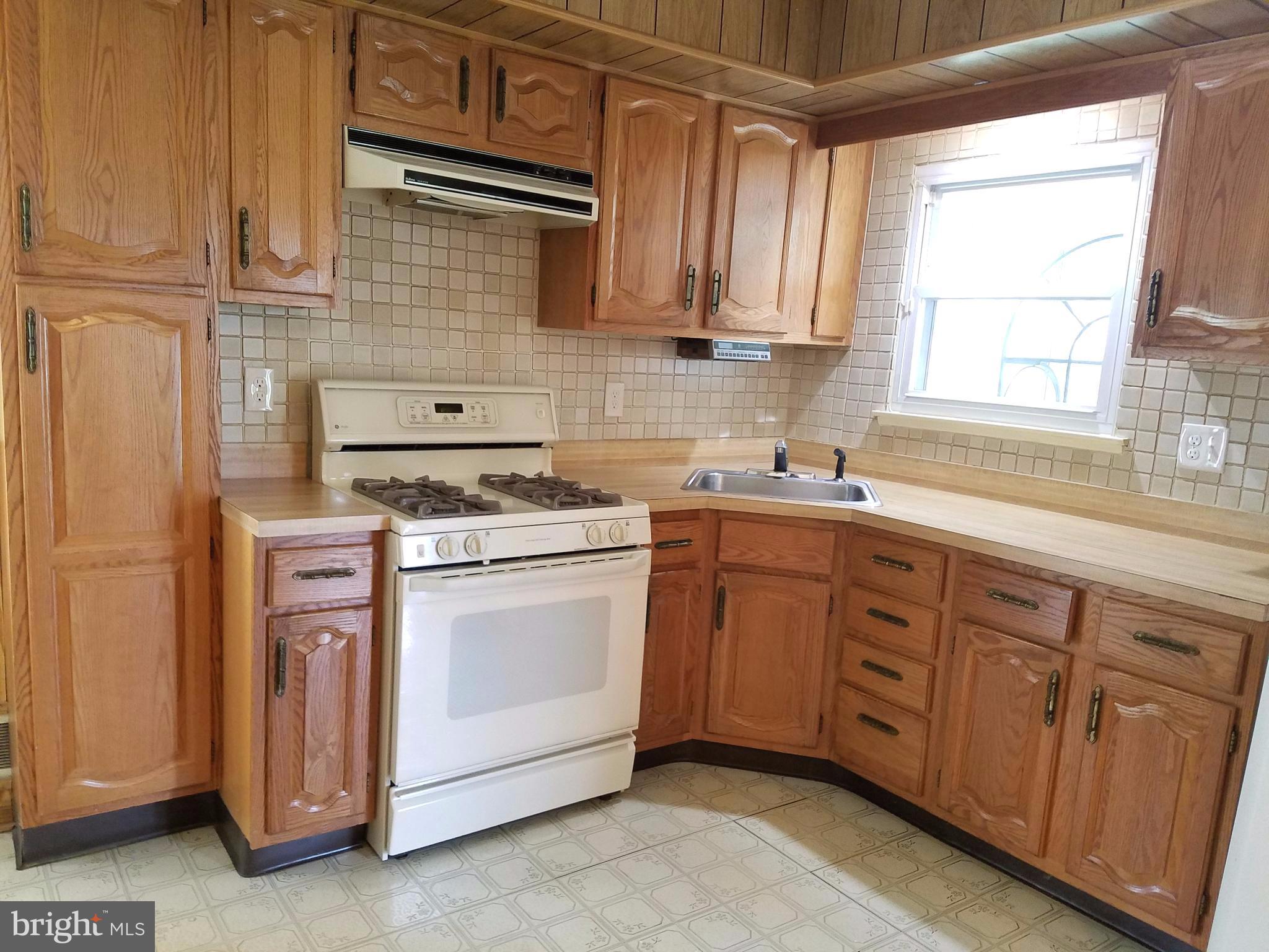 CARROLLWOOD - Residential