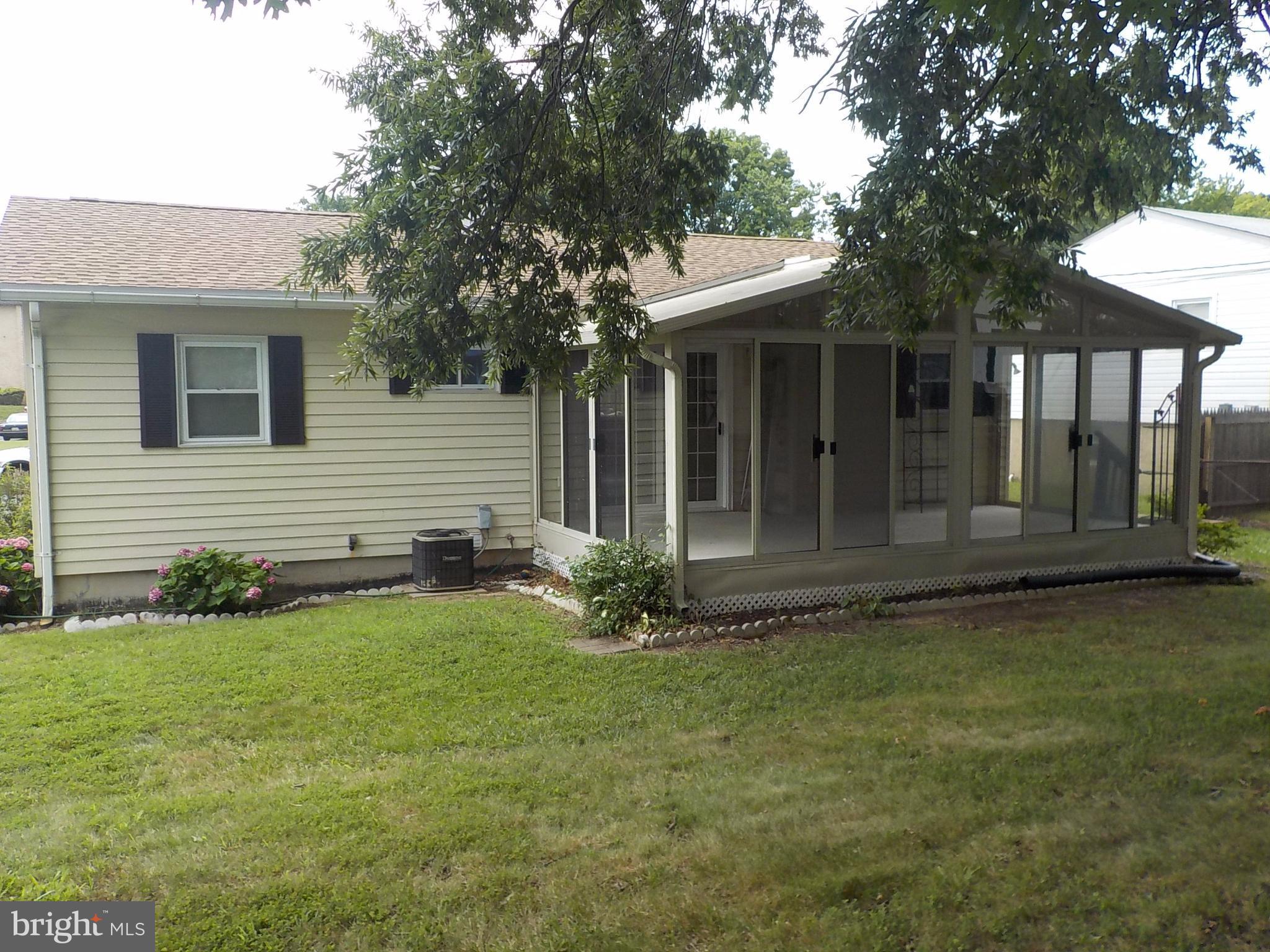 CARROLLWOOD - Residential