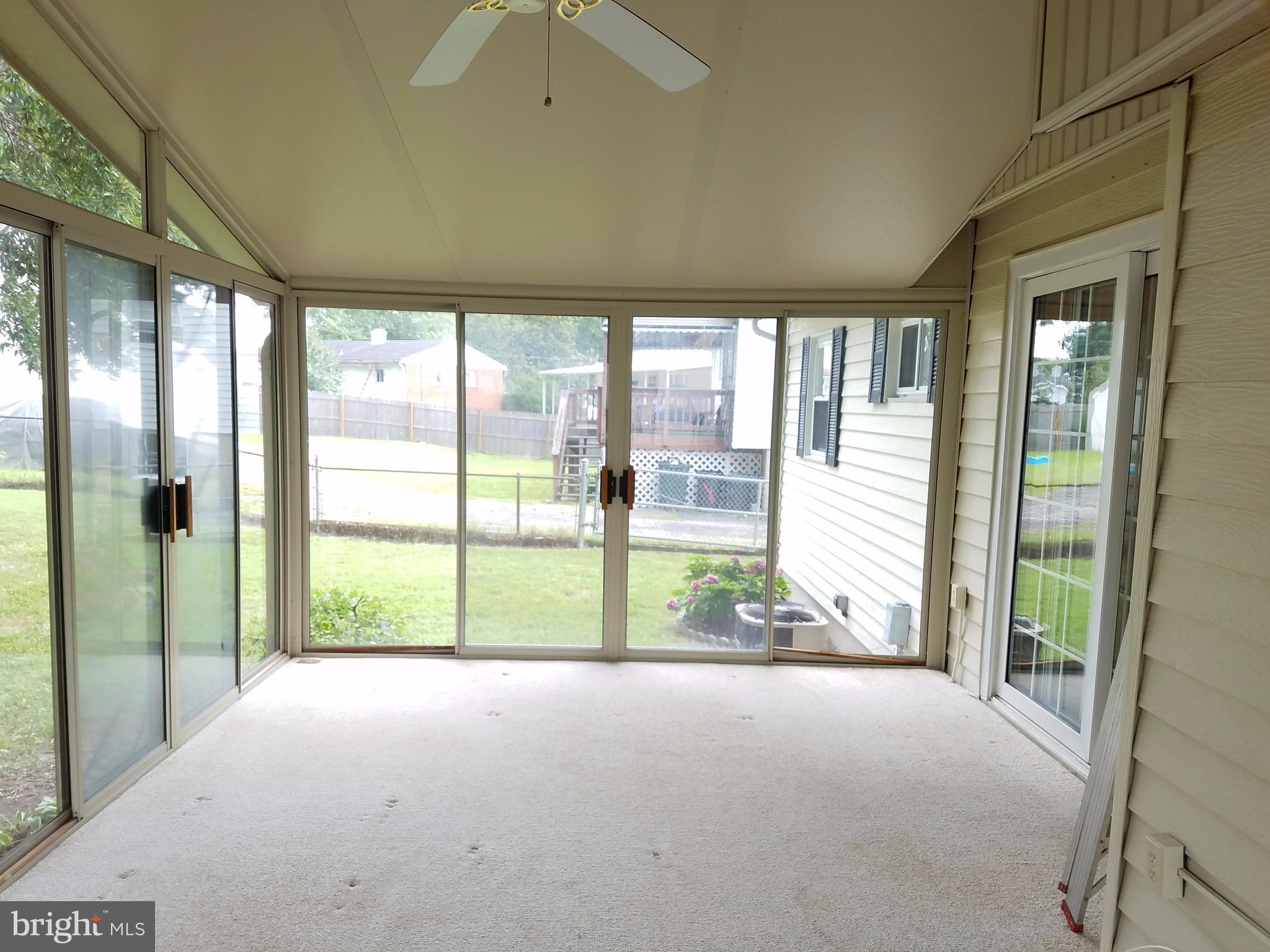 CARROLLWOOD - Residential