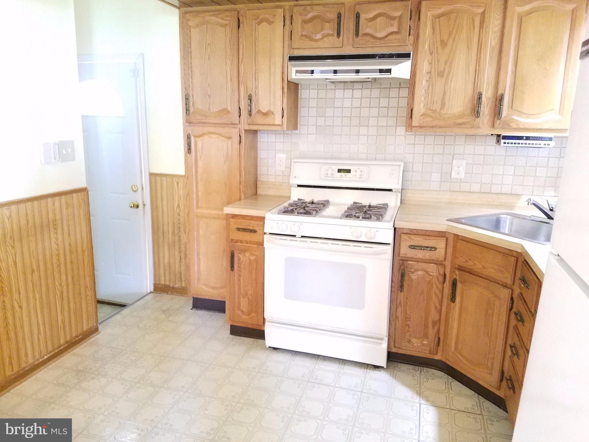 CARROLLWOOD - Residential