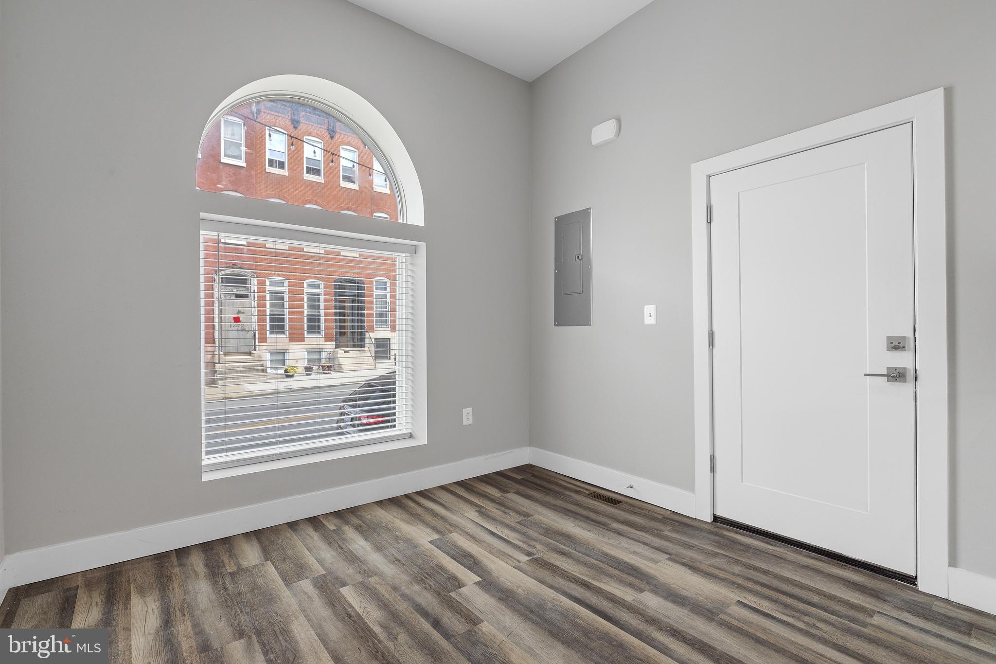 1235 W LAFAYETTE AVENUE 1