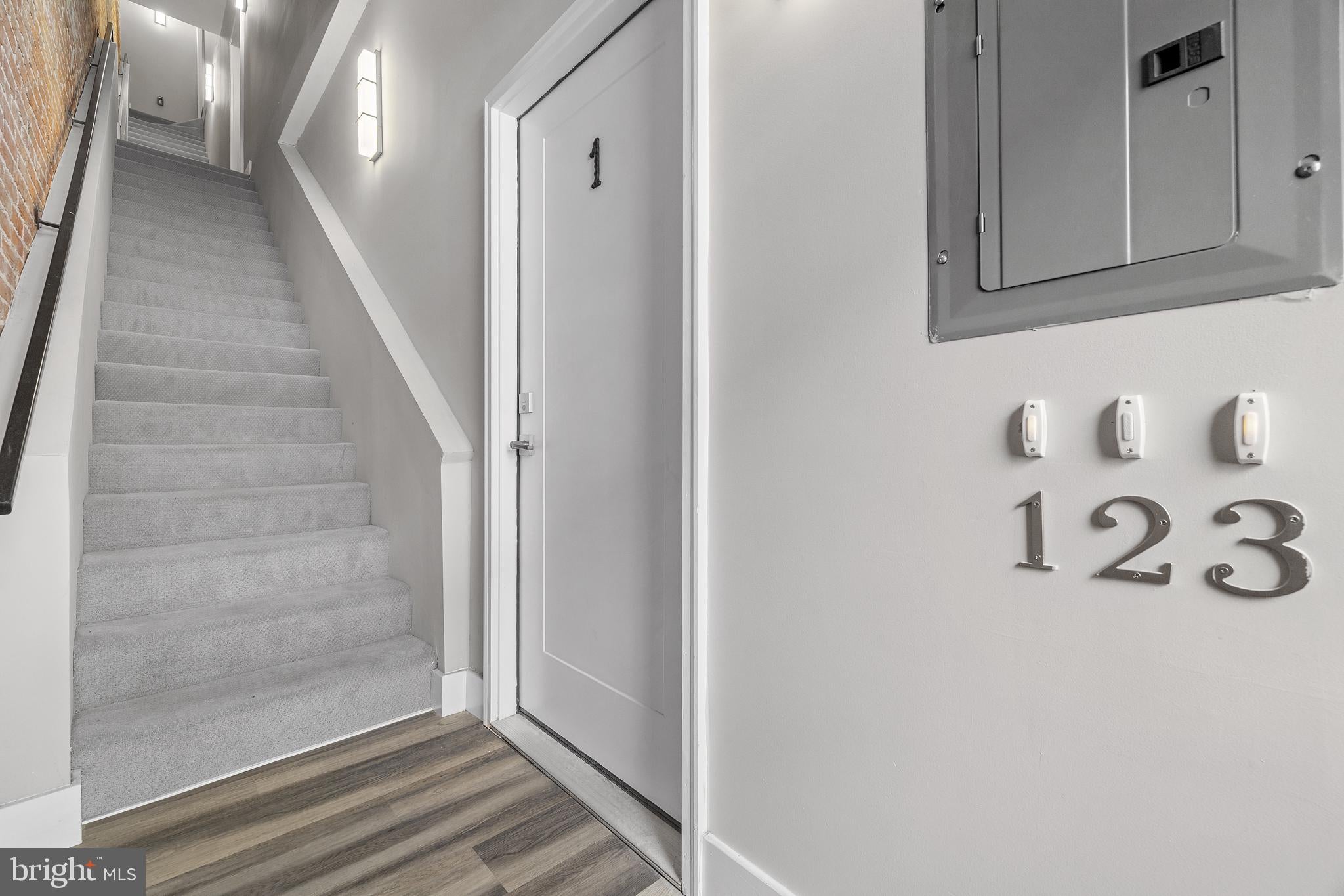 1235 W LAFAYETTE AVENUE 1