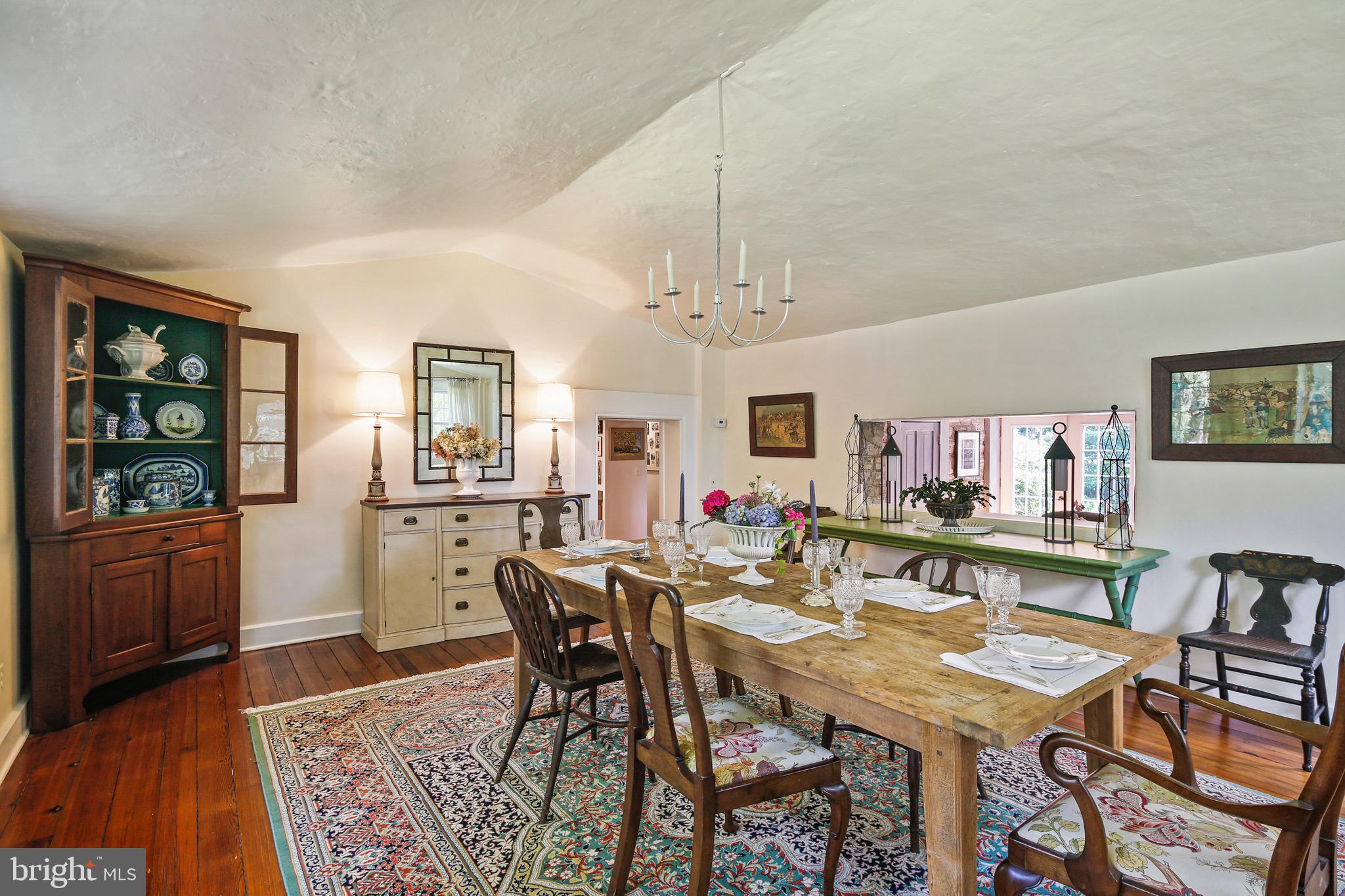 BURNSIDE FARM - Residential