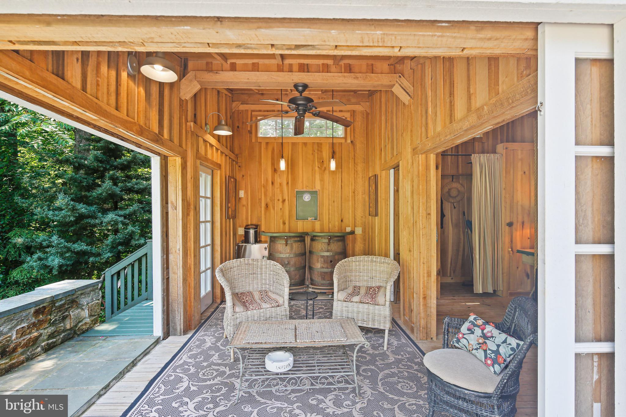 BURNSIDE FARM - Residential