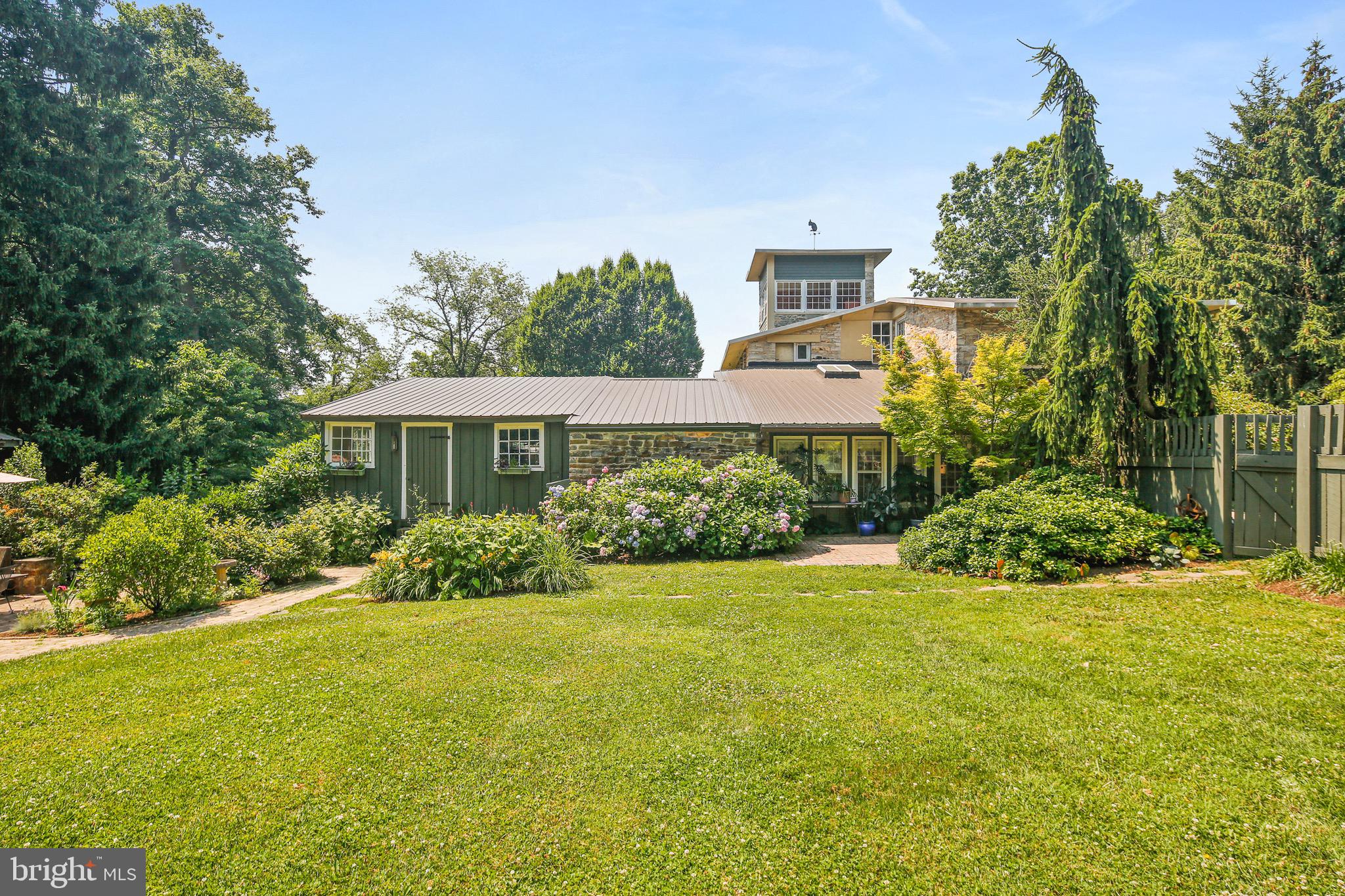 BURNSIDE FARM - Residential