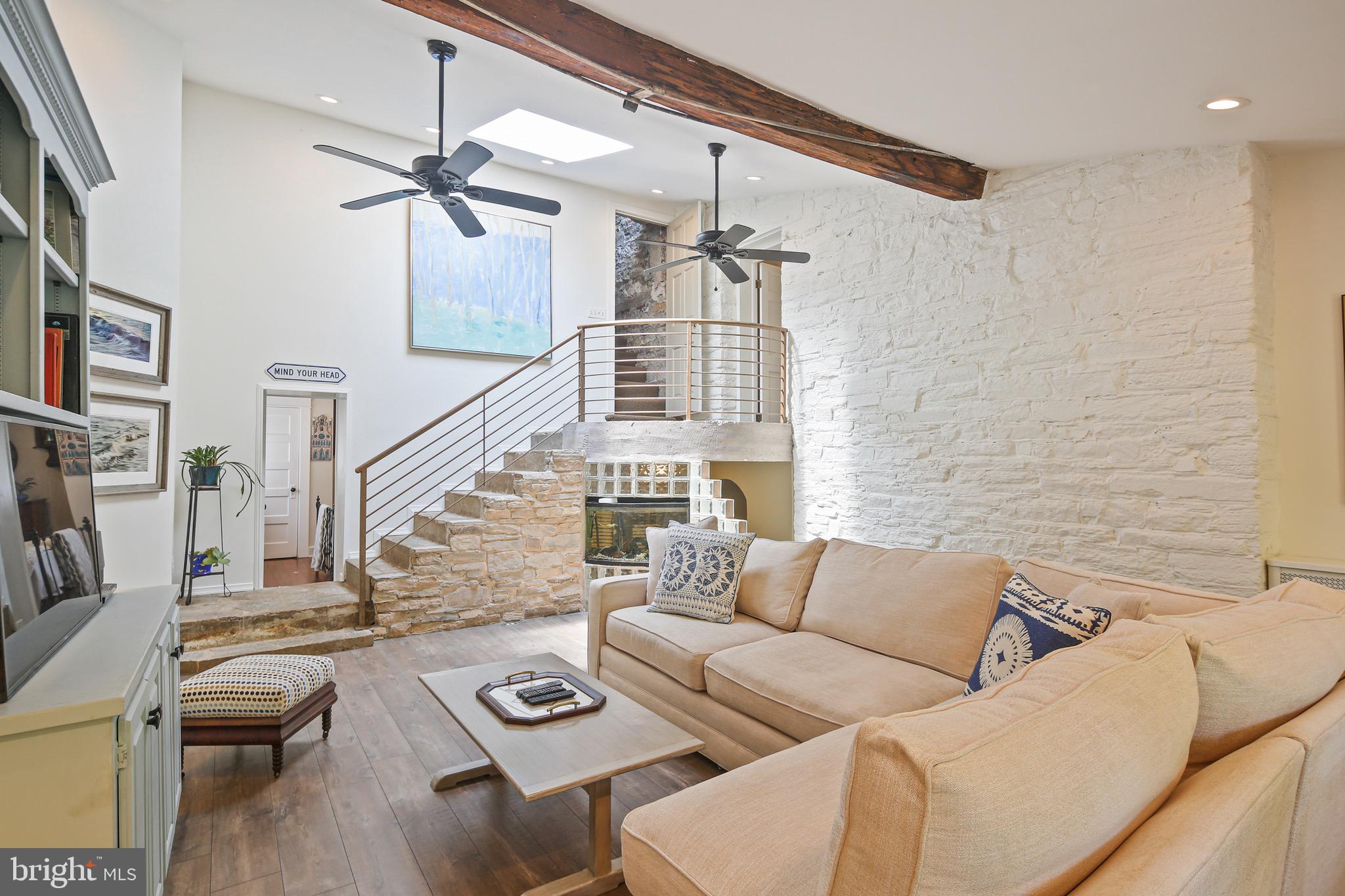 BURNSIDE FARM - Residential