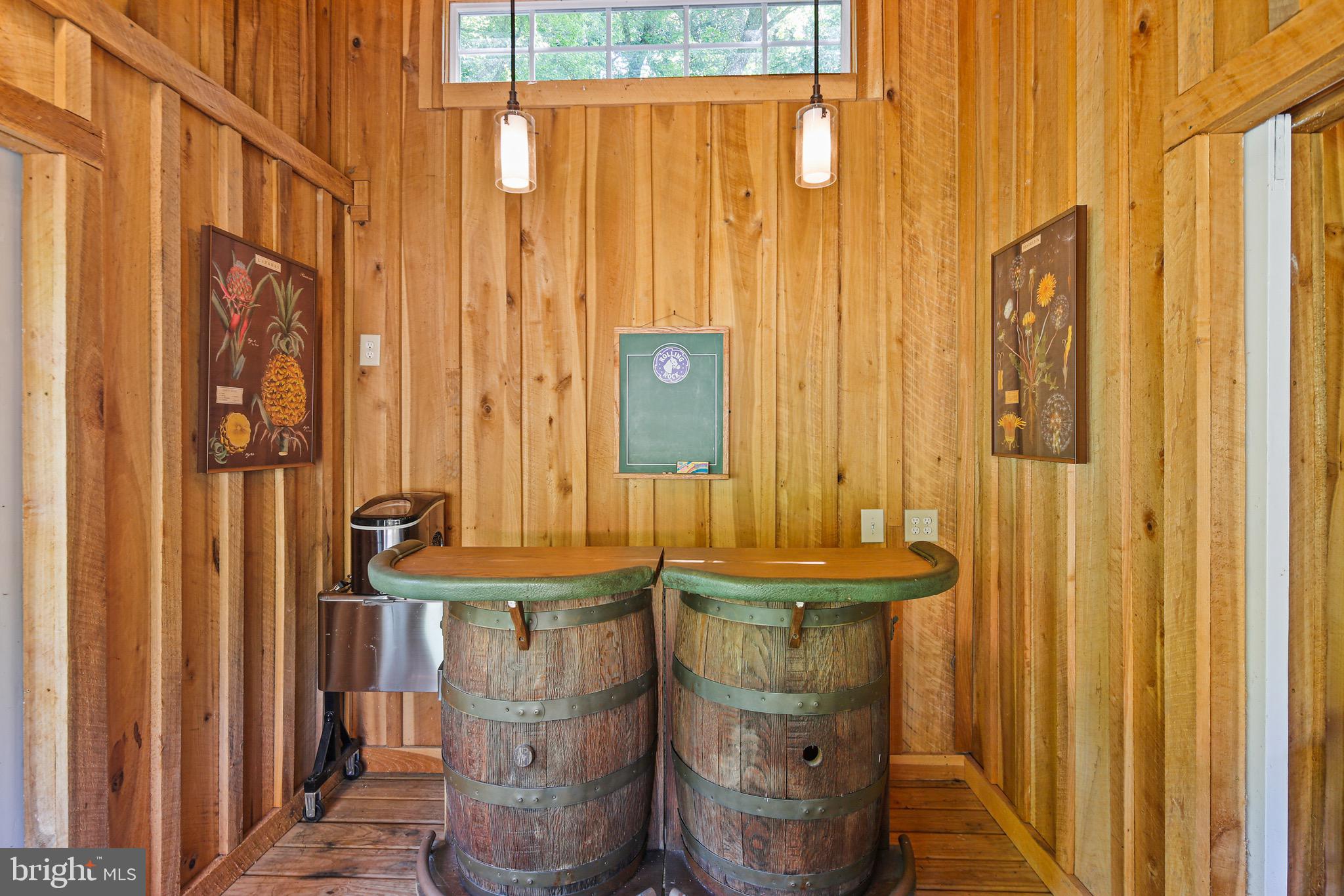 BURNSIDE FARM - Residential