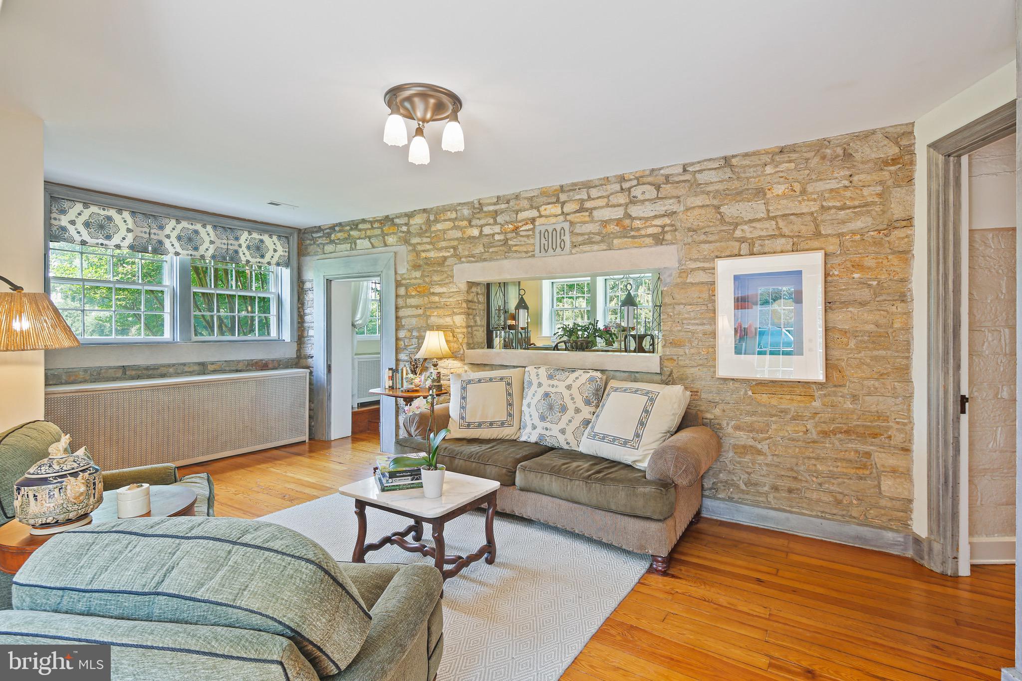 BURNSIDE FARM - Residential