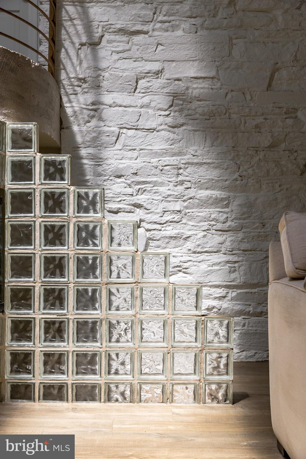 BURNSIDE FARM - Residential