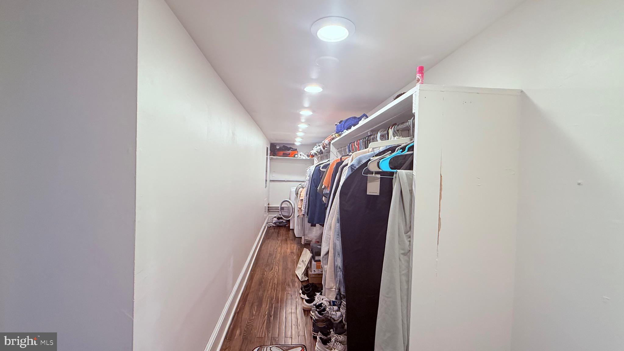 WASHINGTON SQ WEST - Residential