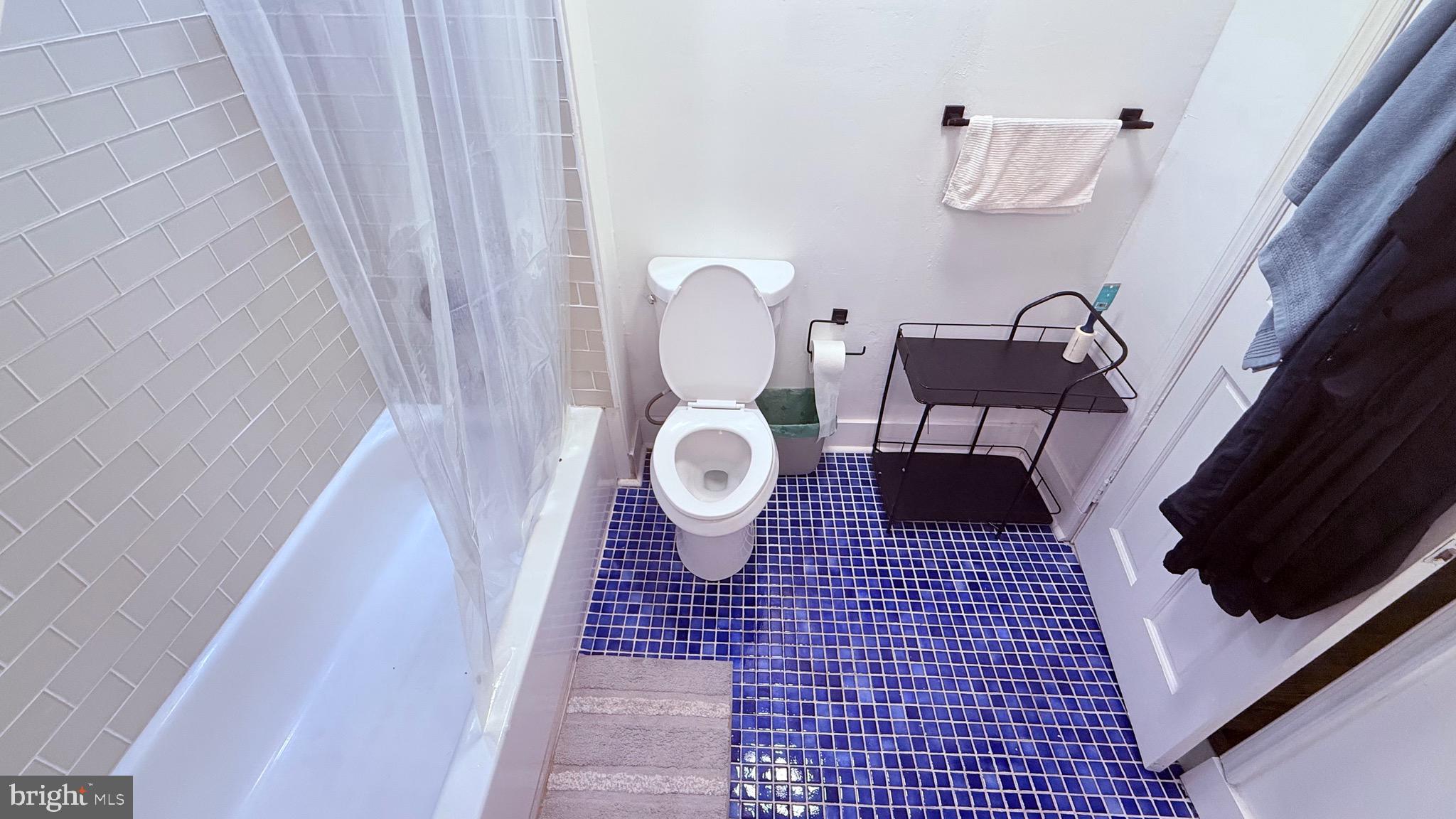 WASHINGTON SQ WEST - Residential