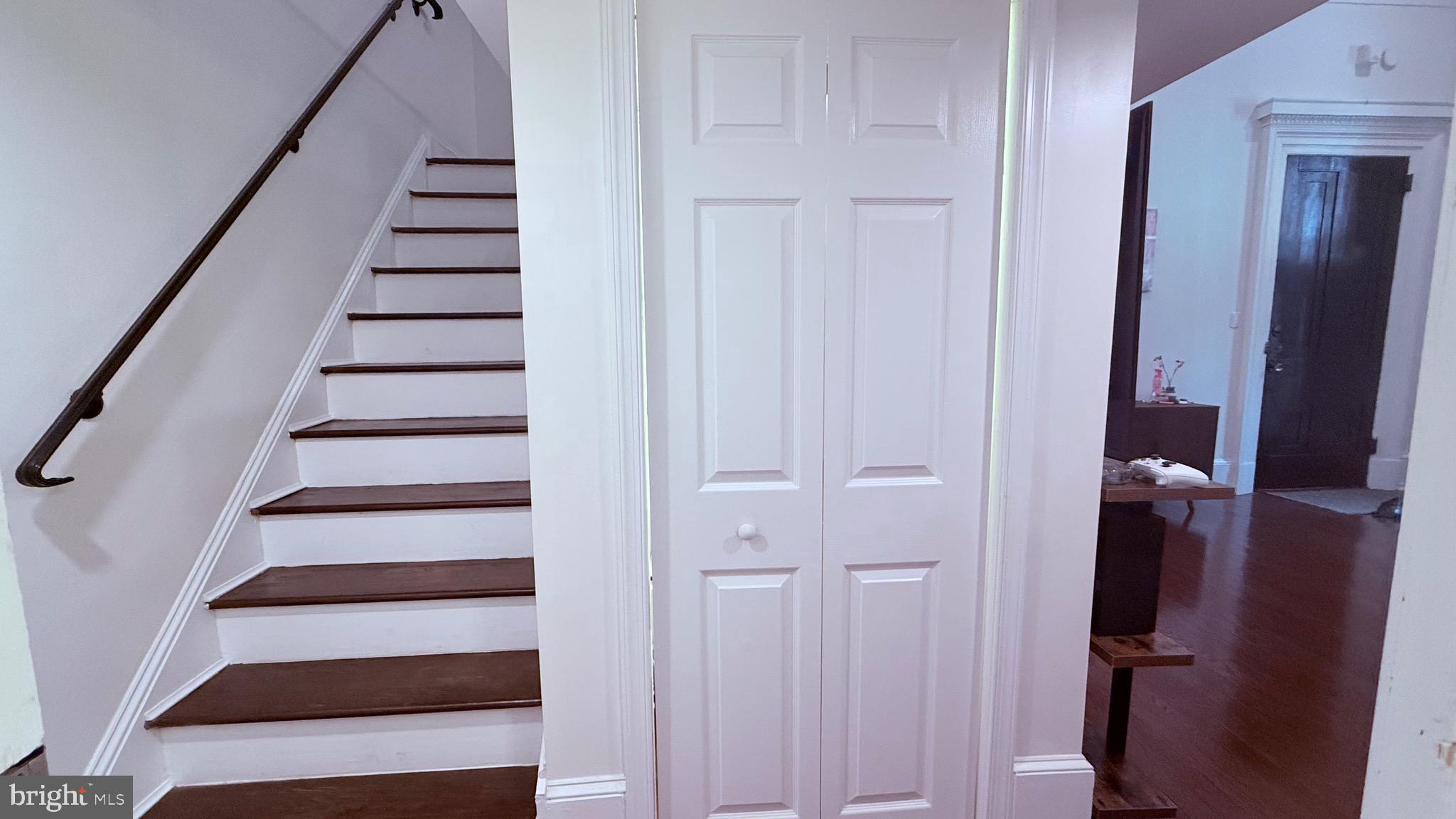 WASHINGTON SQ WEST - Residential