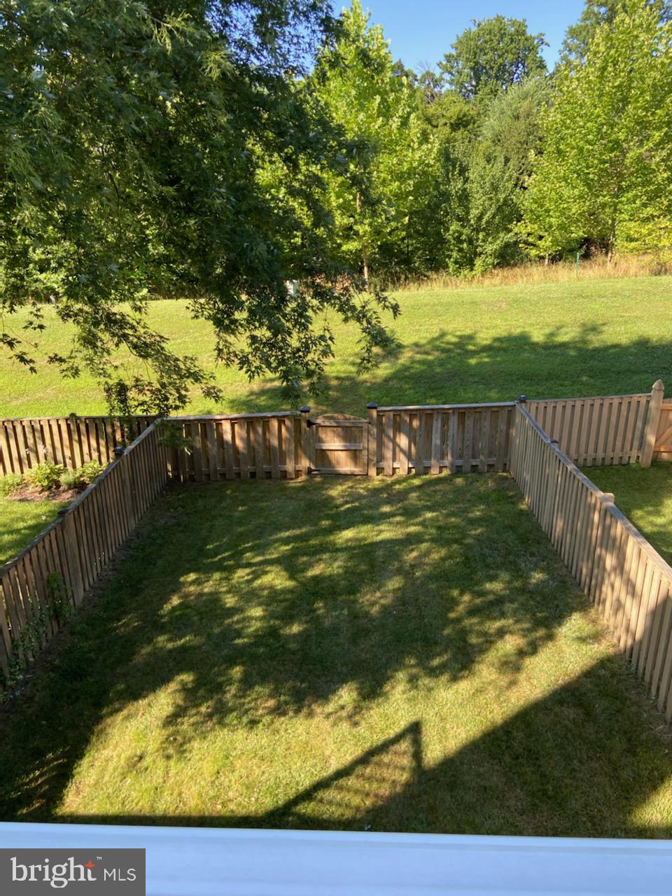 VILLAGE OF THOMAS RUN - Residential