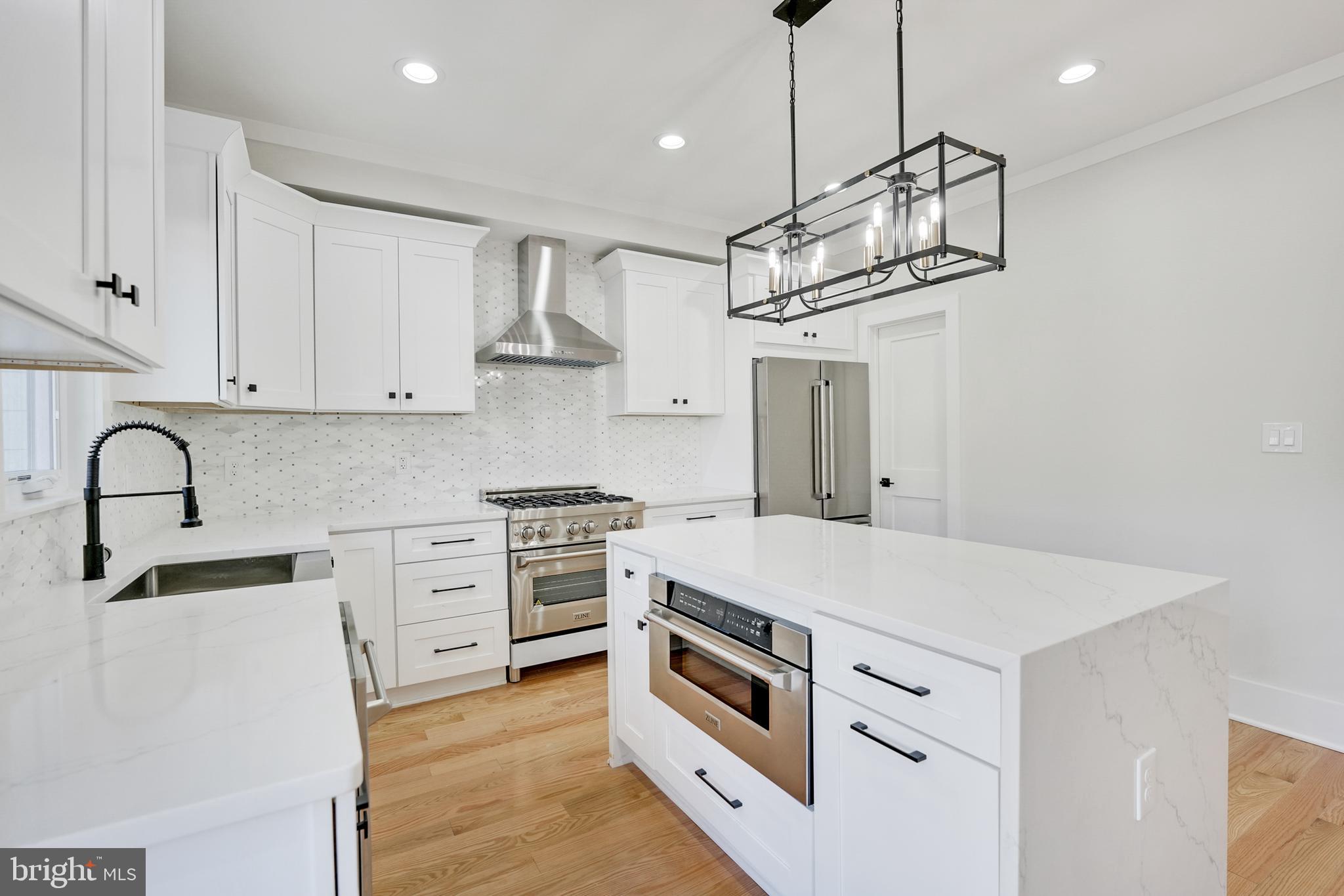 2019 S KENMORE STREET