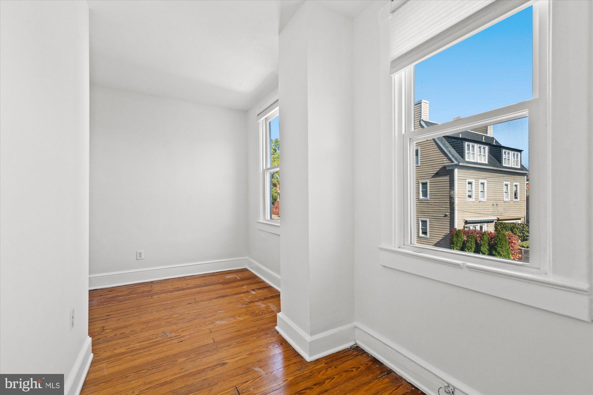 PARKER GRAY - Residential Lease