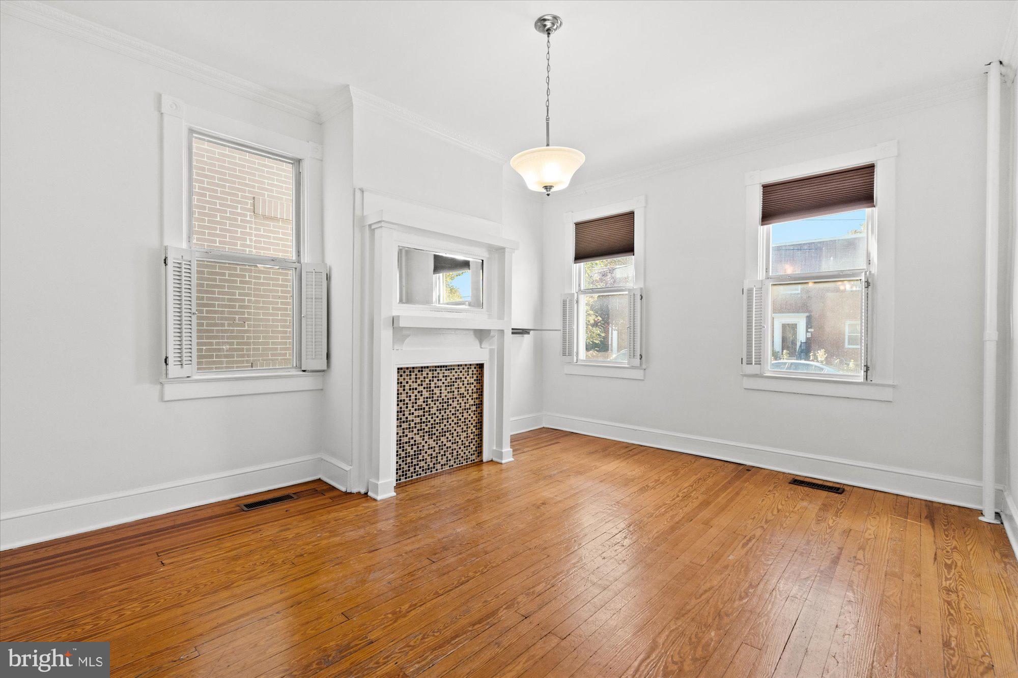 PARKER GRAY - Residential Lease