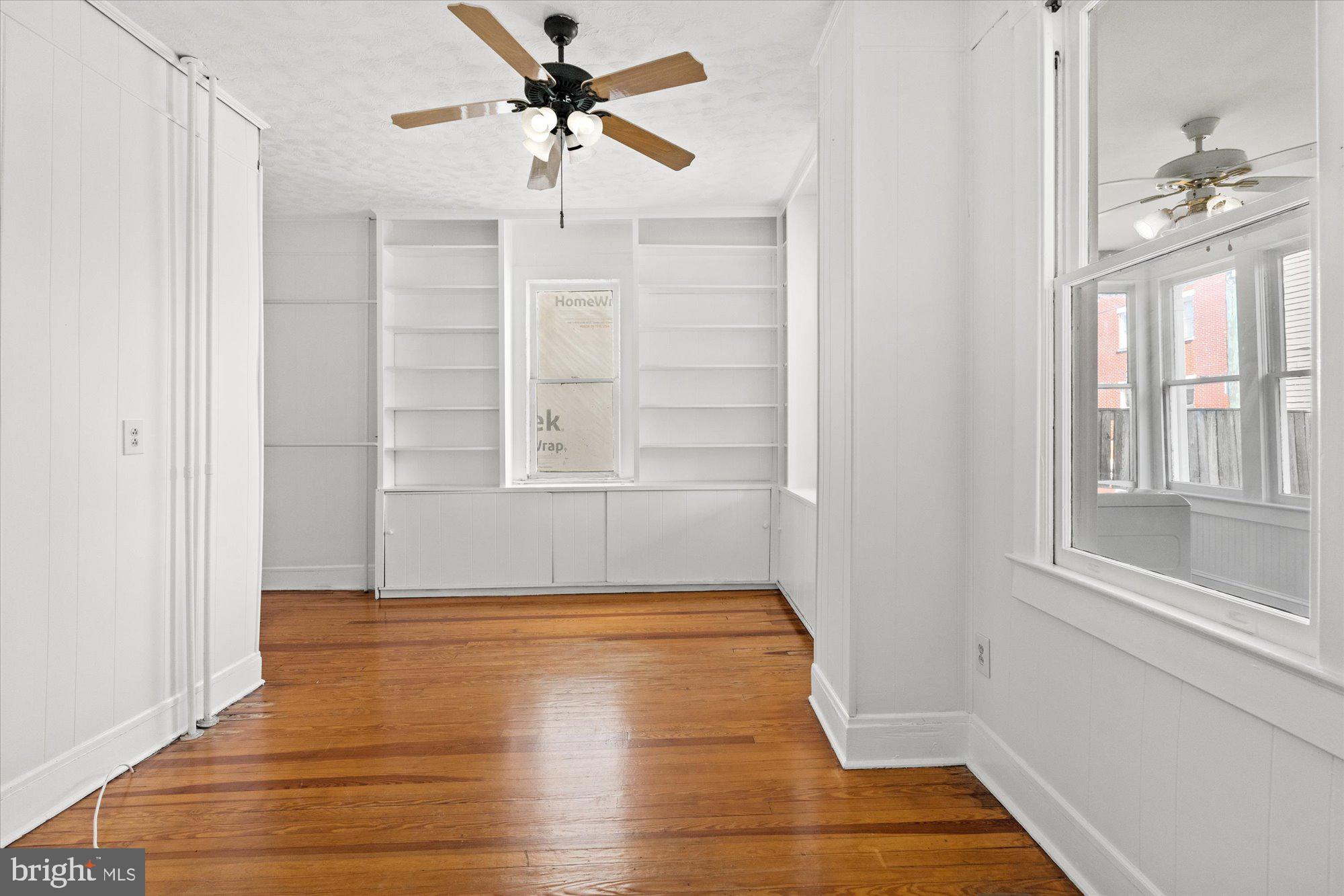 PARKER GRAY - Residential Lease