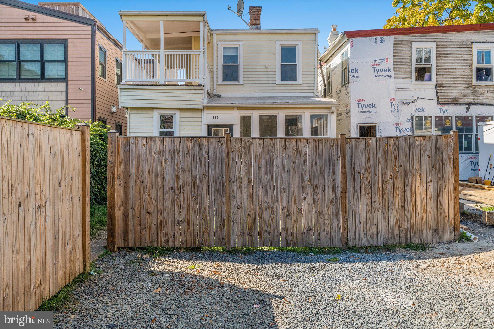 PARKER GRAY - Residential Lease