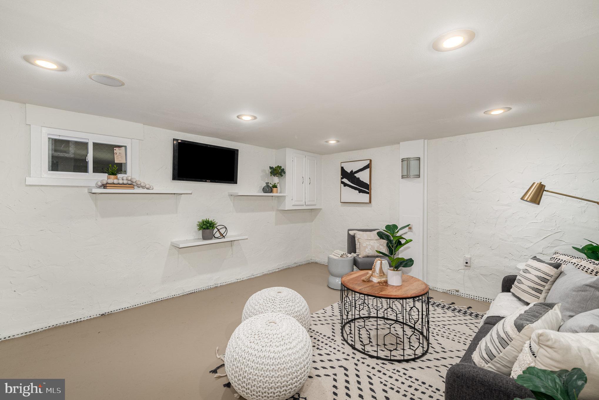 RIDGELEIGH - Residential