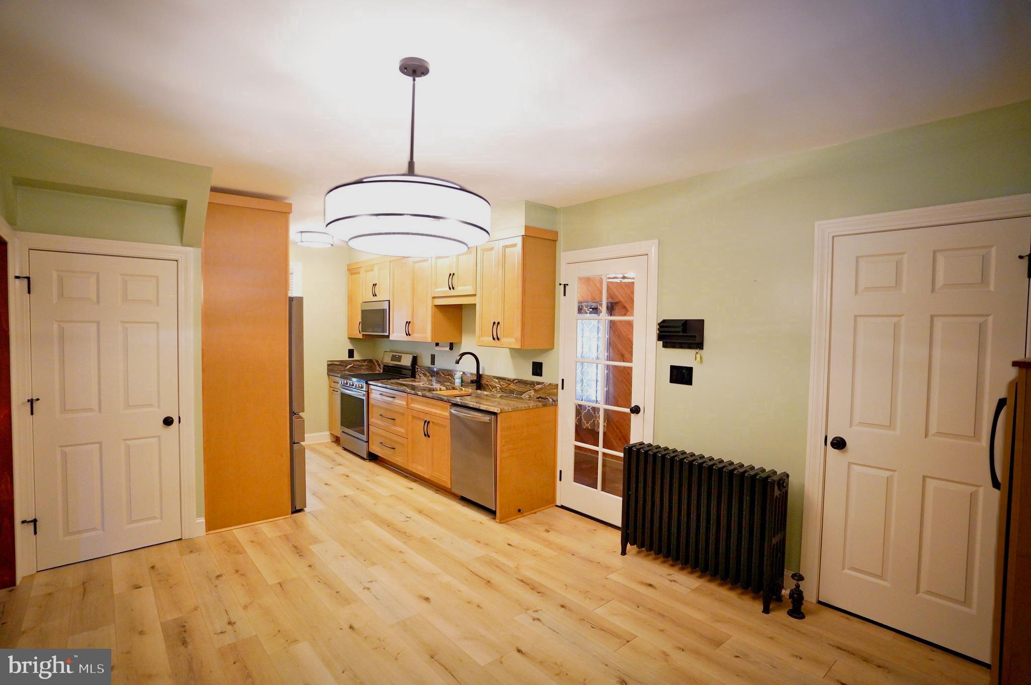 2948 HANOVER PIKE