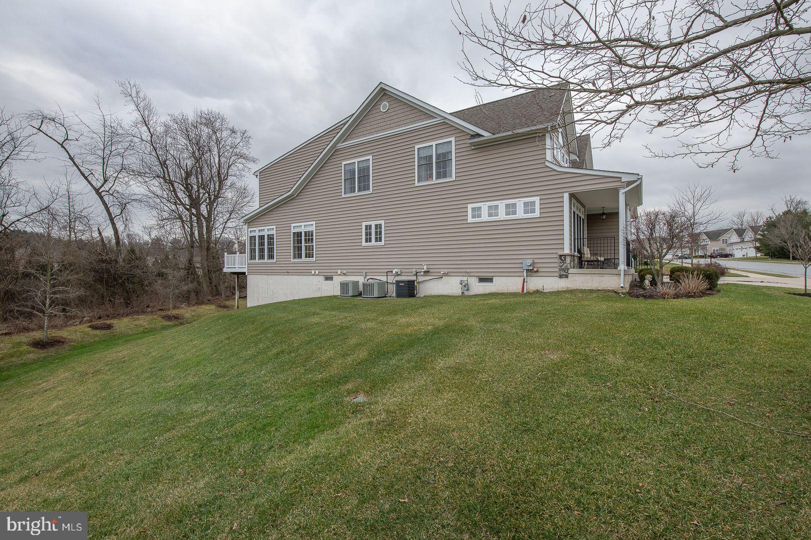 COLDSTREAM CROSSING - Residential