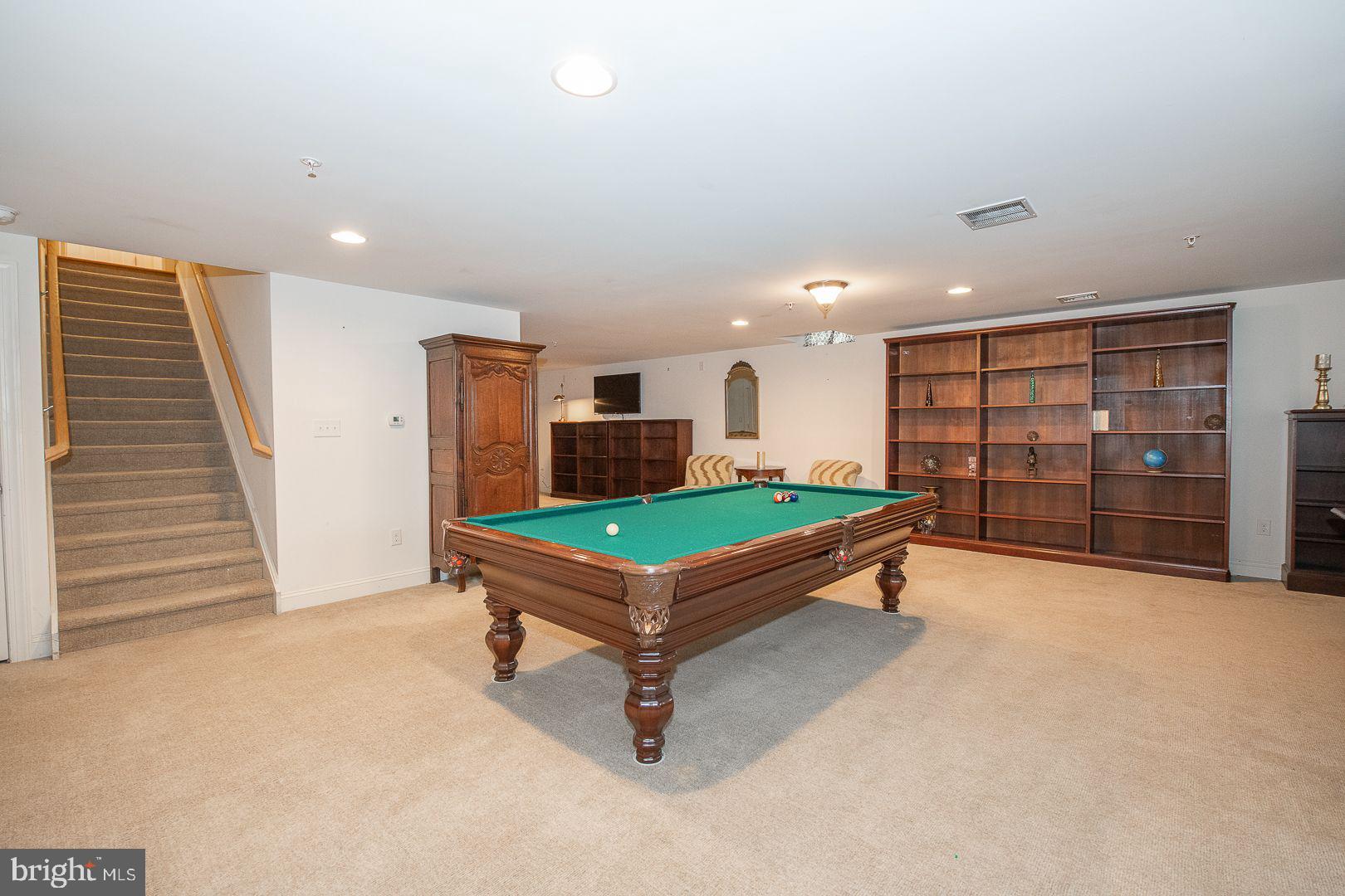 COLDSTREAM CROSSING - Residential