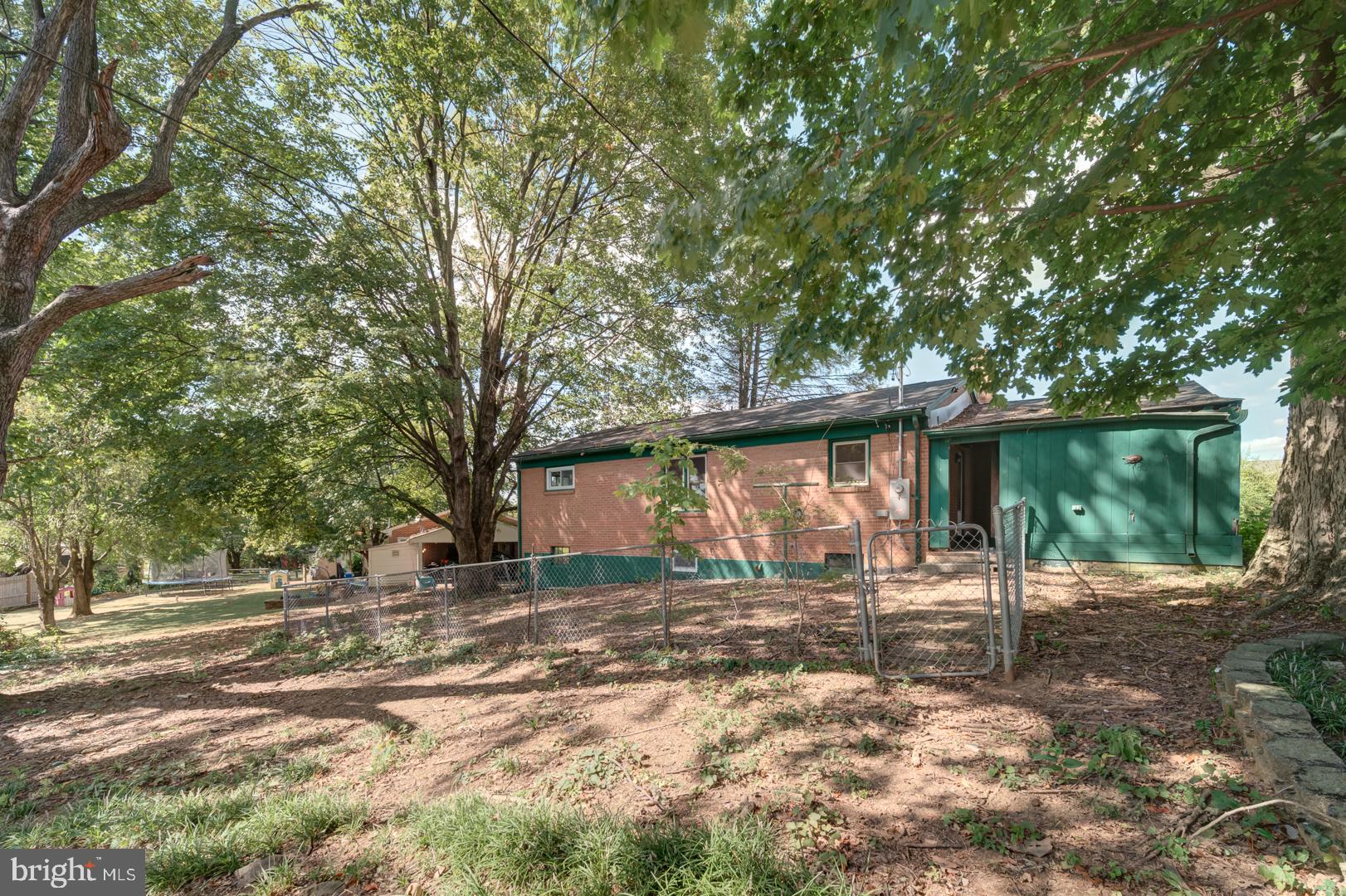 GREENBERRY HILLS - Residential