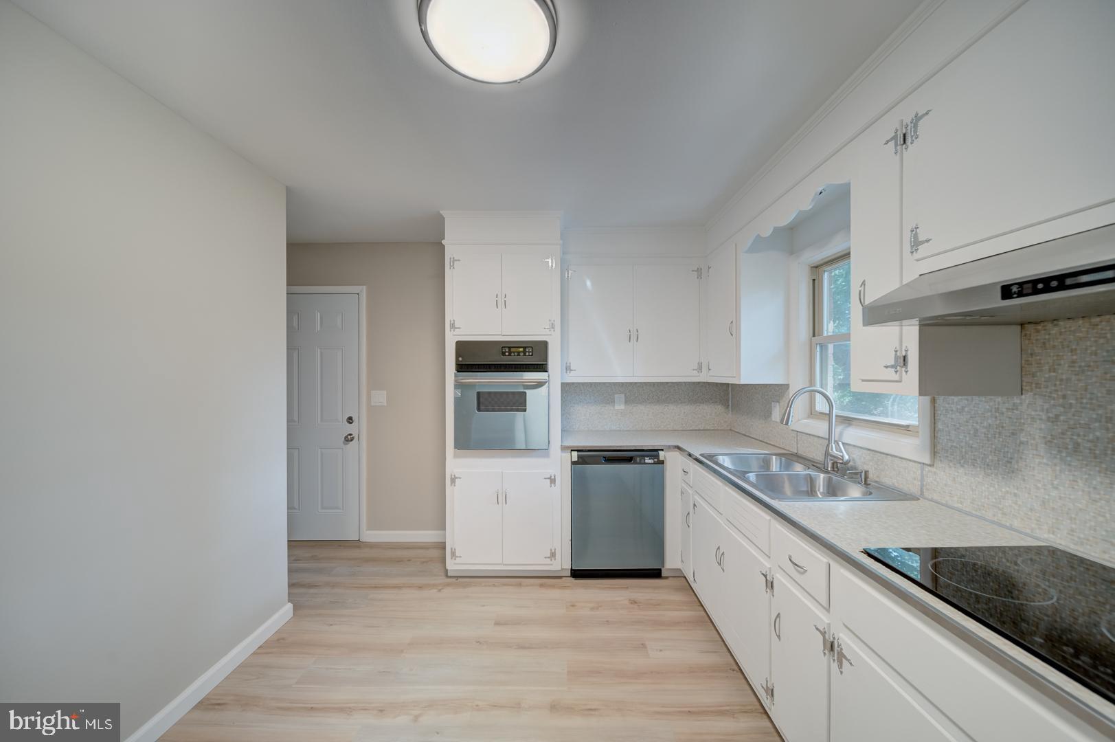 GREENBERRY HILLS - Residential