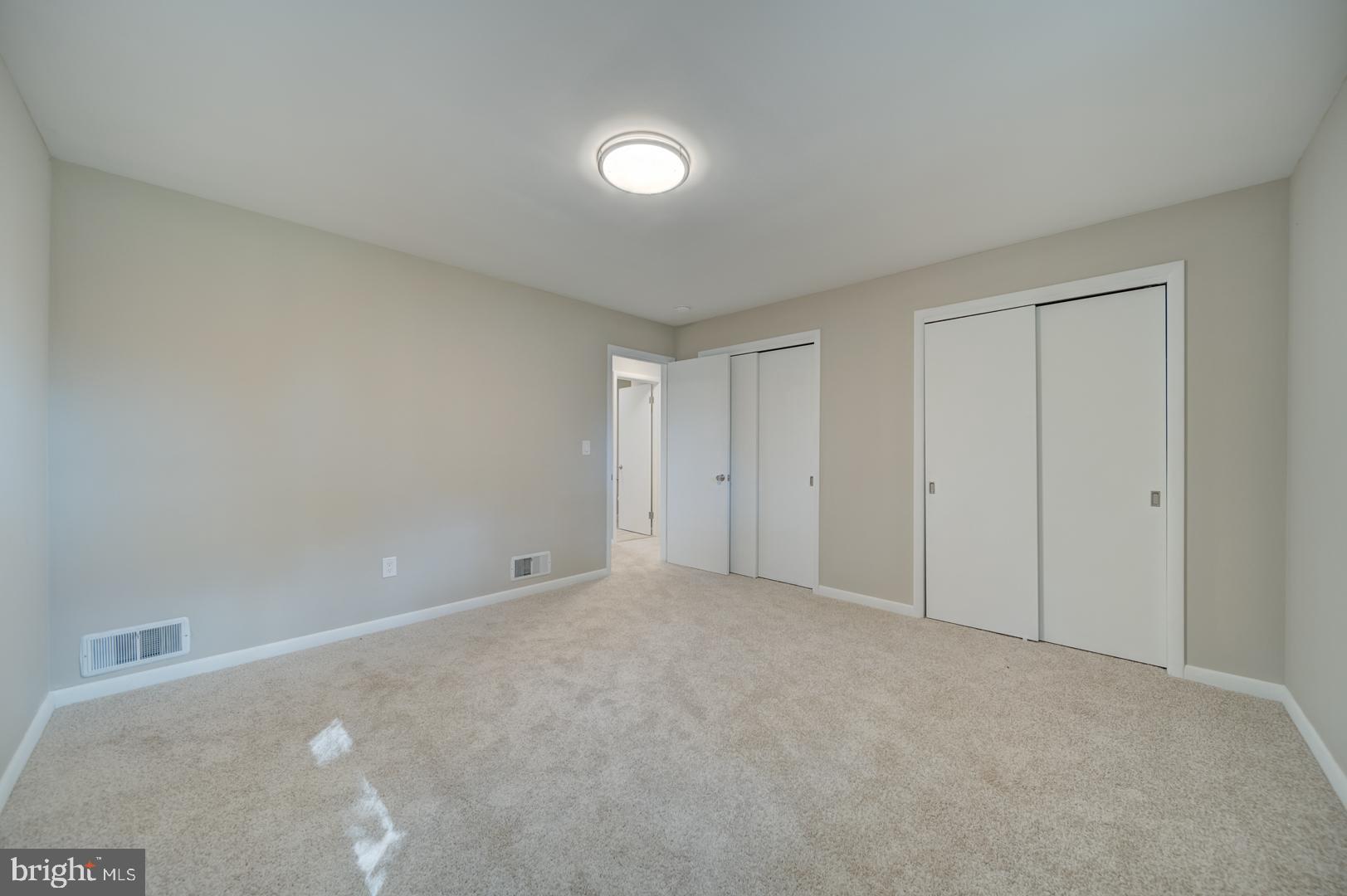 GREENBERRY HILLS - Residential