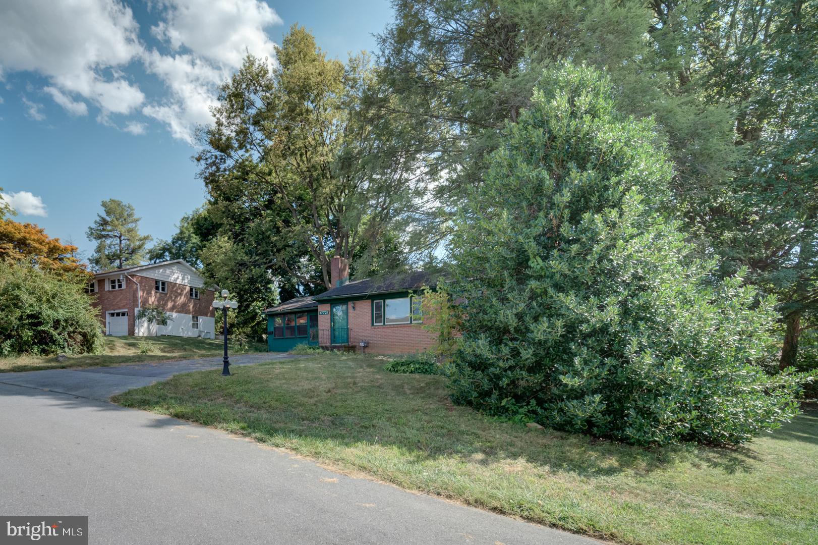 GREENBERRY HILLS - Residential