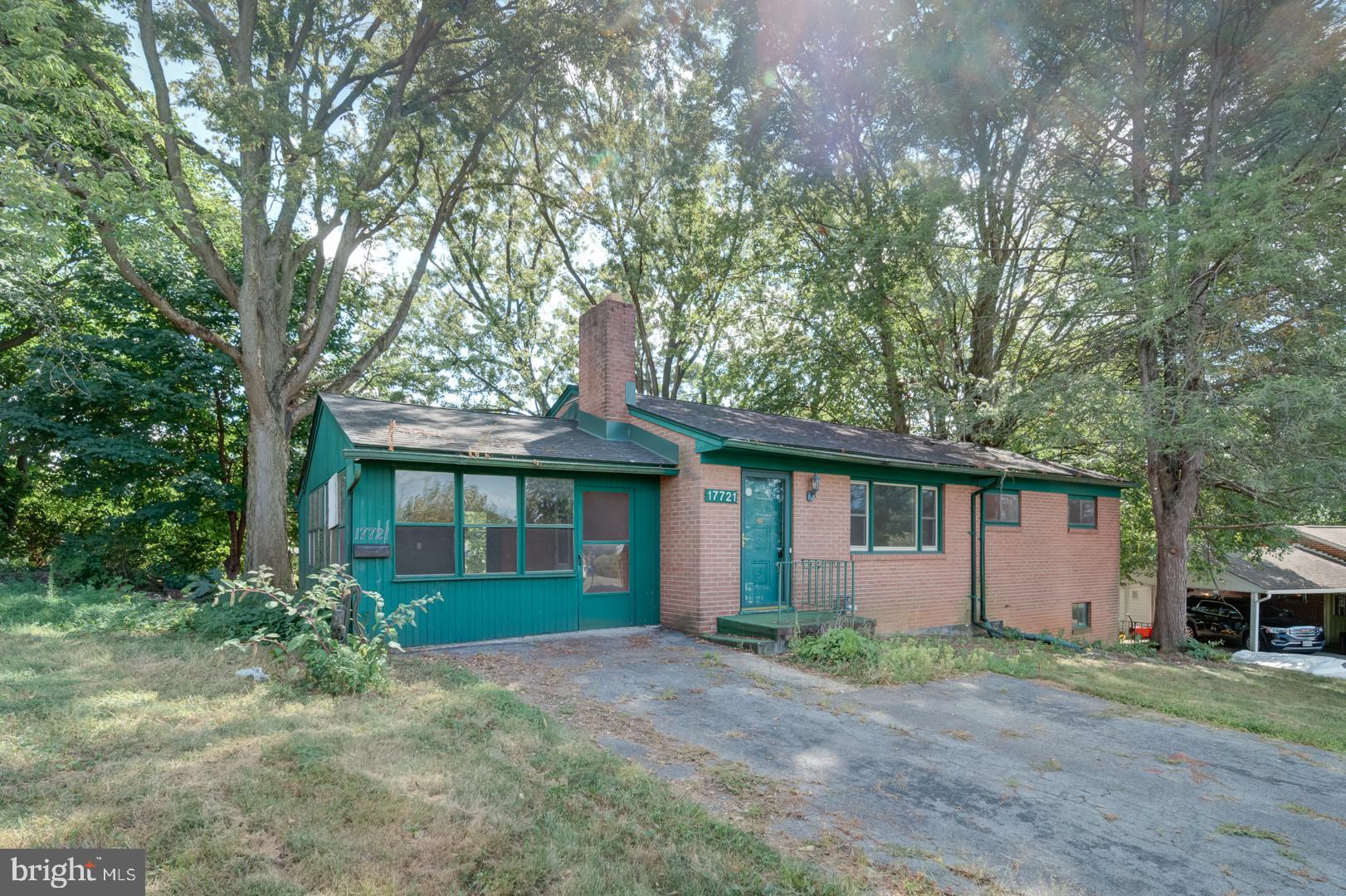 GREENBERRY HILLS - Residential