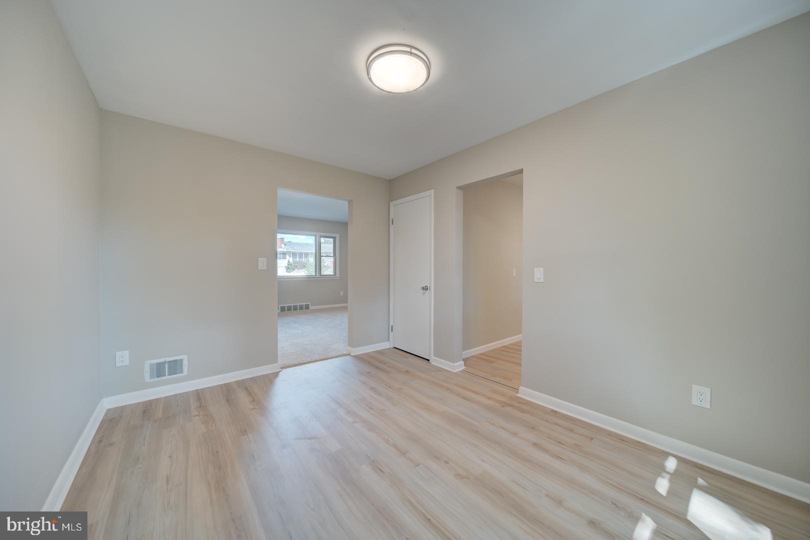 GREENBERRY HILLS - Residential