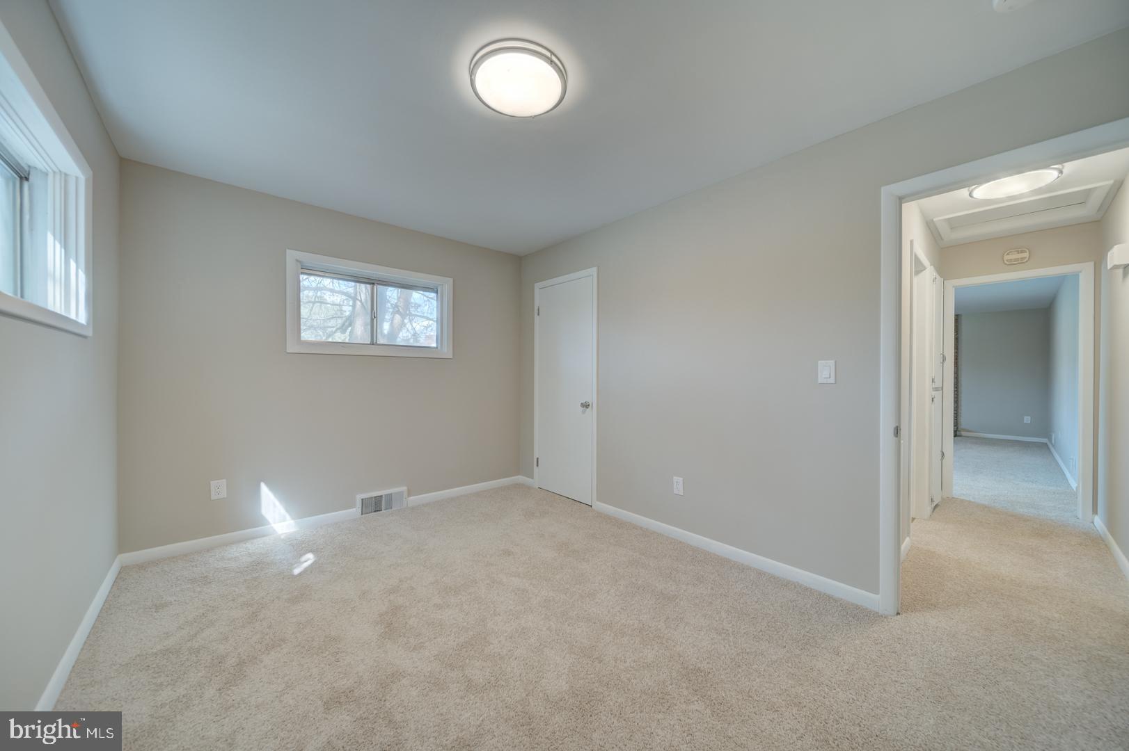 GREENBERRY HILLS - Residential