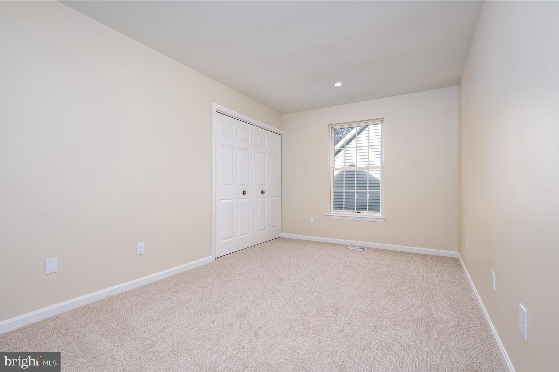 SOUTH HAVEN BEACH - Residential Lease