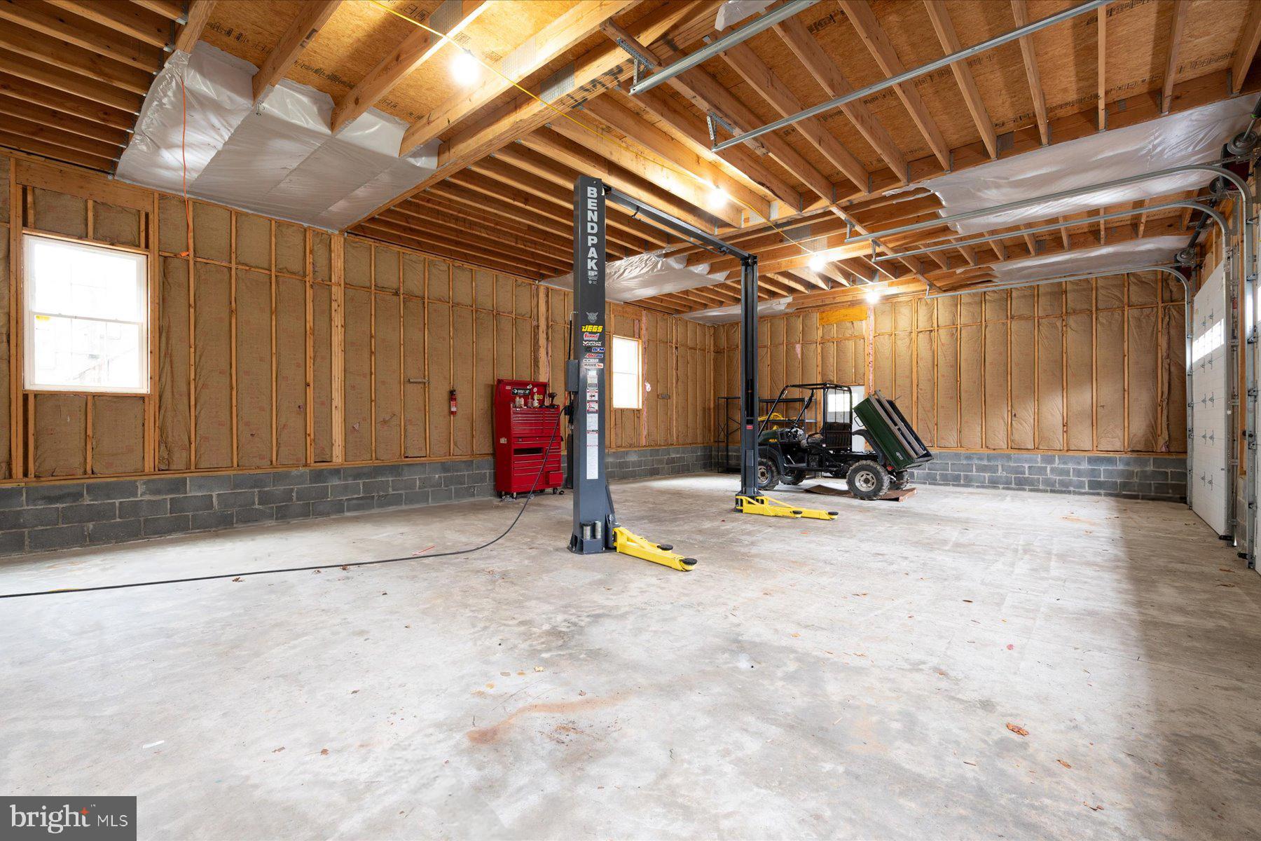 SOUTH HAVEN BEACH - Residential Lease