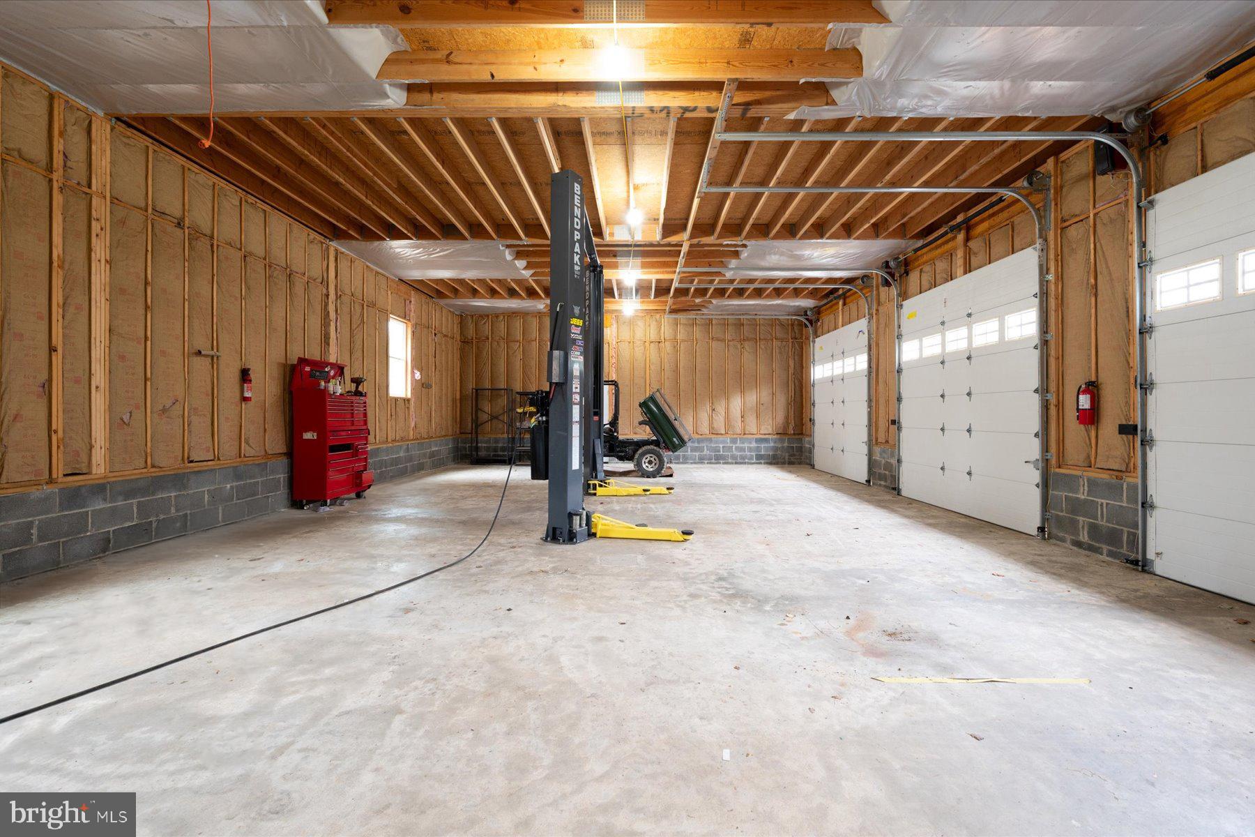 SOUTH HAVEN BEACH - Residential Lease