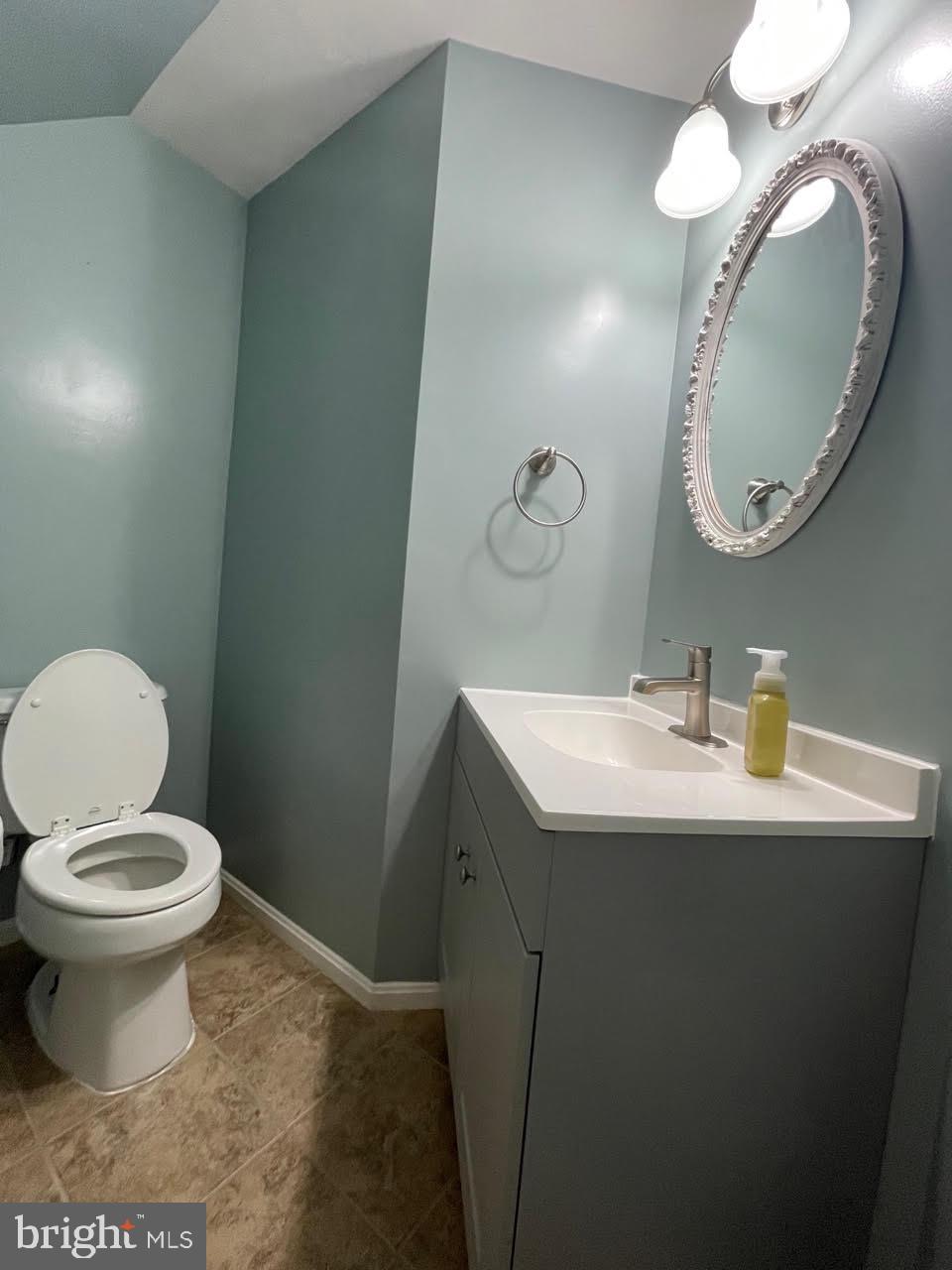 CHATHAM GREEN CONDOMINIUM - Residential