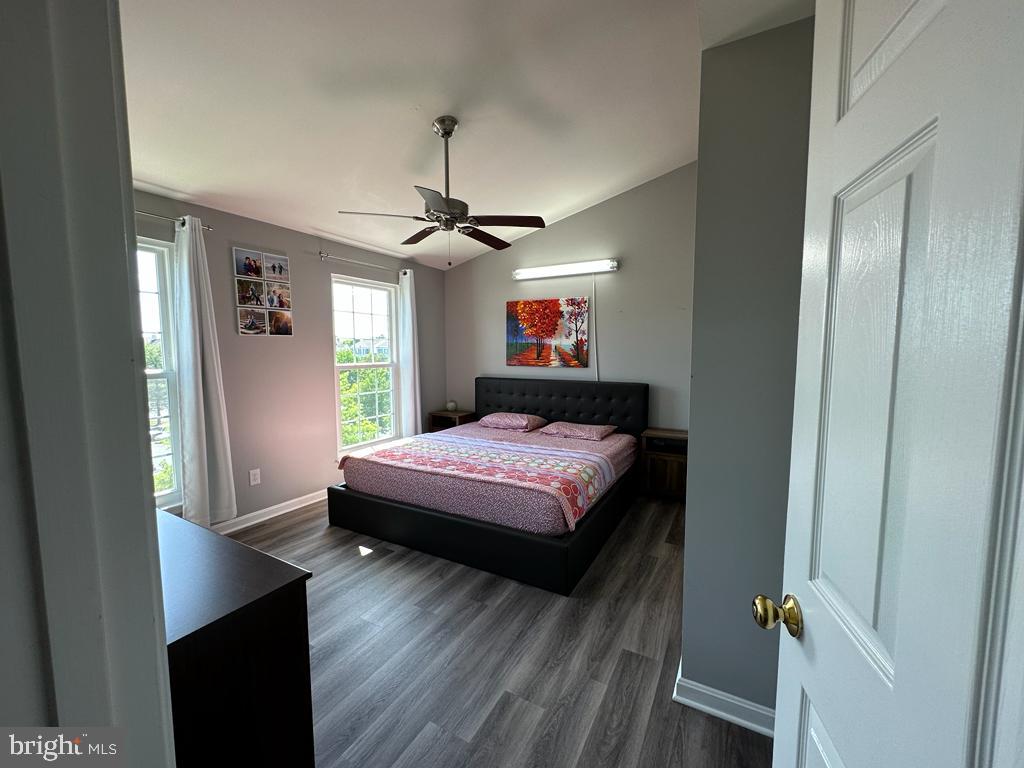 CHATHAM GREEN CONDOMINIUM - Residential