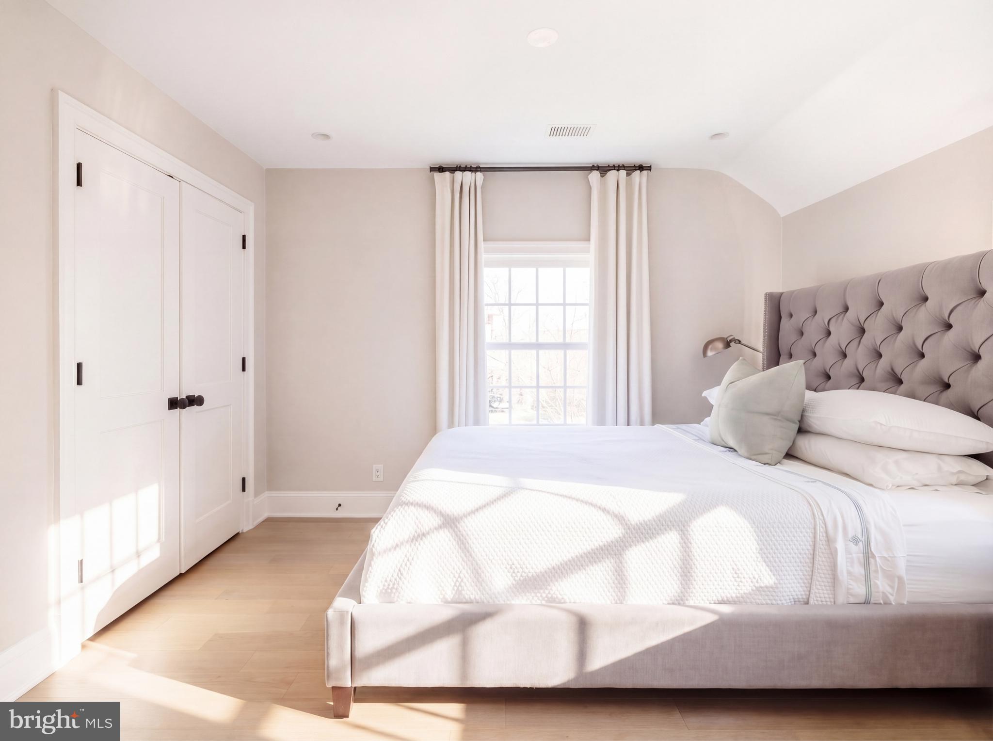 ROSEMONT - Residential