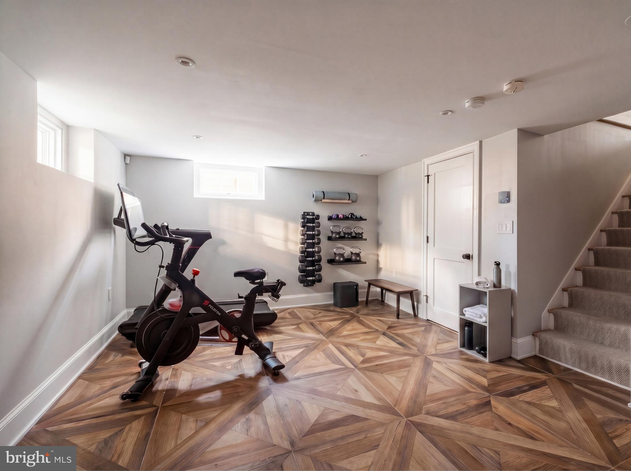 ROSEMONT - Residential