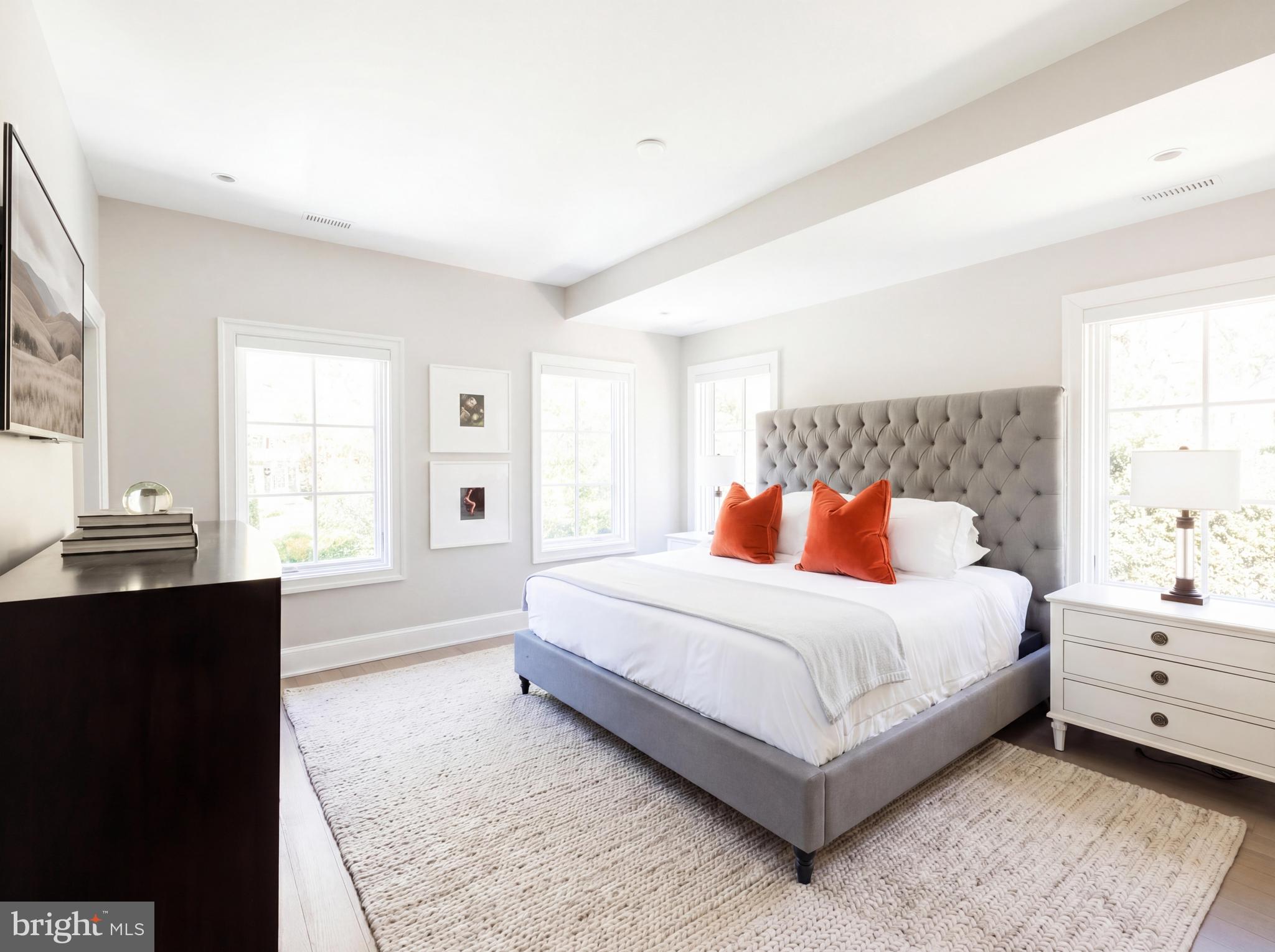 ROSEMONT - Residential